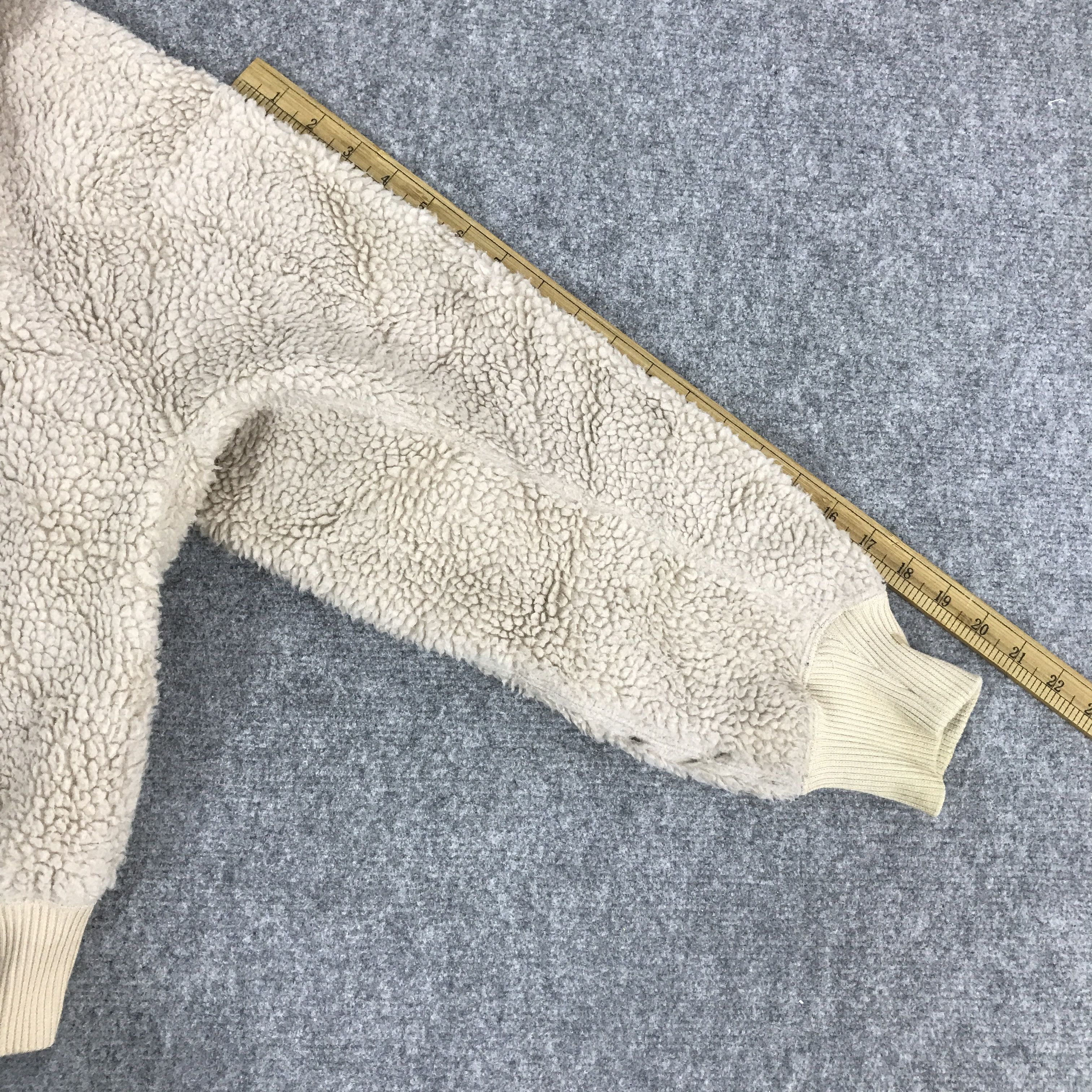 Lemaire LEMAIRE X UNIQLO SHERPA FLEECE JACKET K72B9 Size US L / EU 52-54 / 3 - 6 Thumbnail