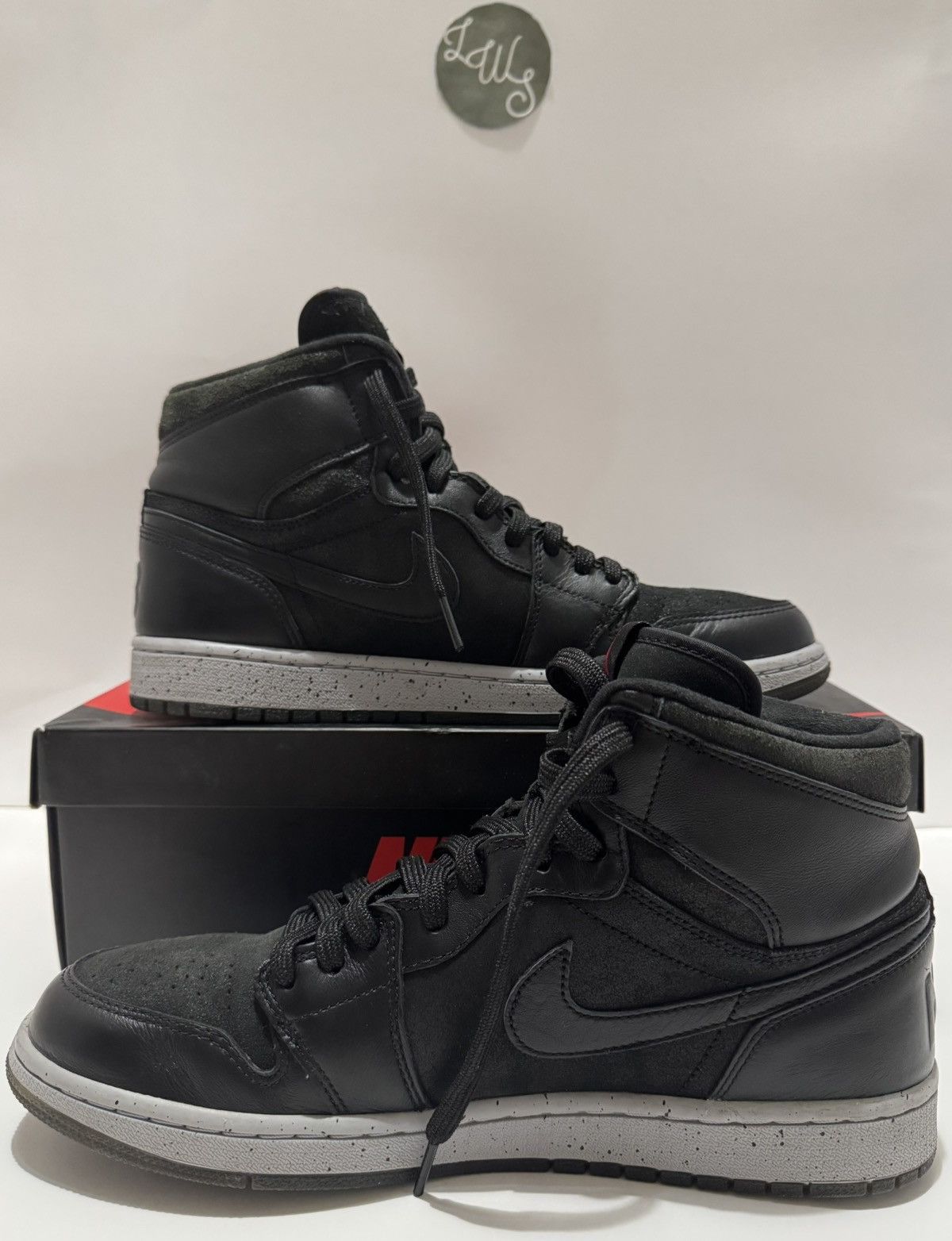 Jordan Brand × Nike Jordan 1 High NYC Size US 10.5 / EU 43-44 - 3 Thumbnail