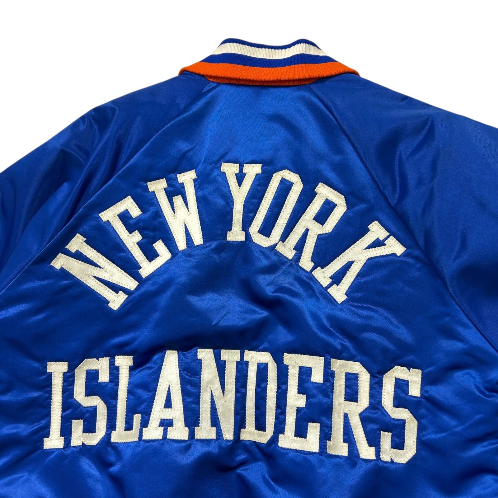NHL VTG 90s NEW YORK ISLANDERS STARTER SATIN JACKET SPELL OUT Size US M / EU 48-50 / 2 - 3 Thumbnail
