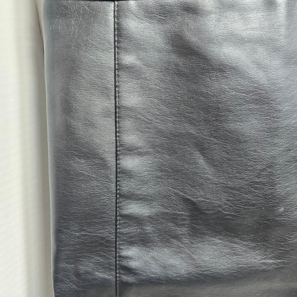 Forever 21 Women's FOREVER 21+ Black Faux Leather Mini Skirt 0X Size 25" / US 0 / IT 36 - 3 Thumbnail