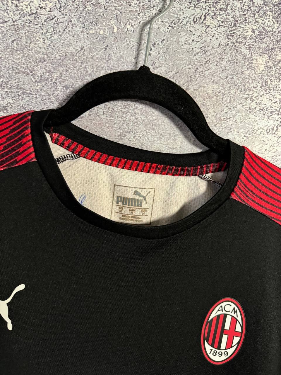 Puma × Vintage Vintage AC Milan 2018/19 Puma Limited Soccer Jersey Size US S / EU 44-46 / 1 - 2 Thumbnail
