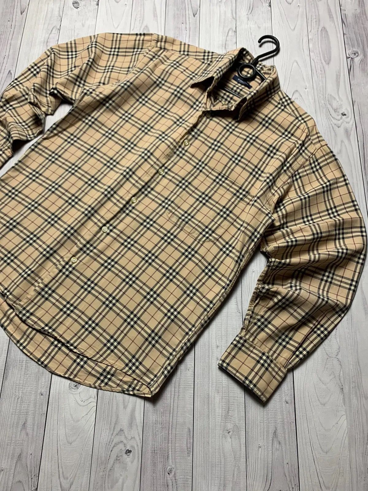 Burberry Vintage Burberry brown plaid shirt USA size S Size US S / EU 44-46 / 1 - 2 Thumbnail
