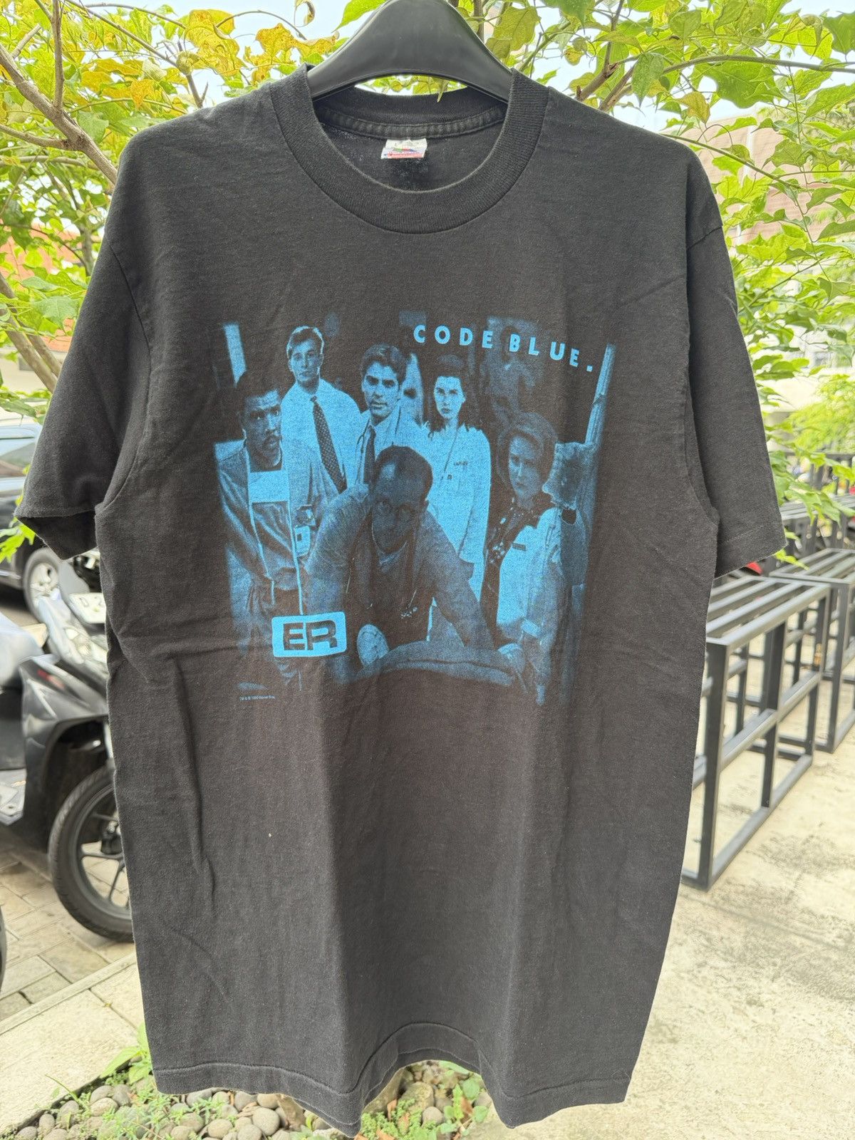 Warner Bros Vintage Code Blue T-shirt ©️1996 Size US L / EU 52-54 / 3 - 1 Thumbnail