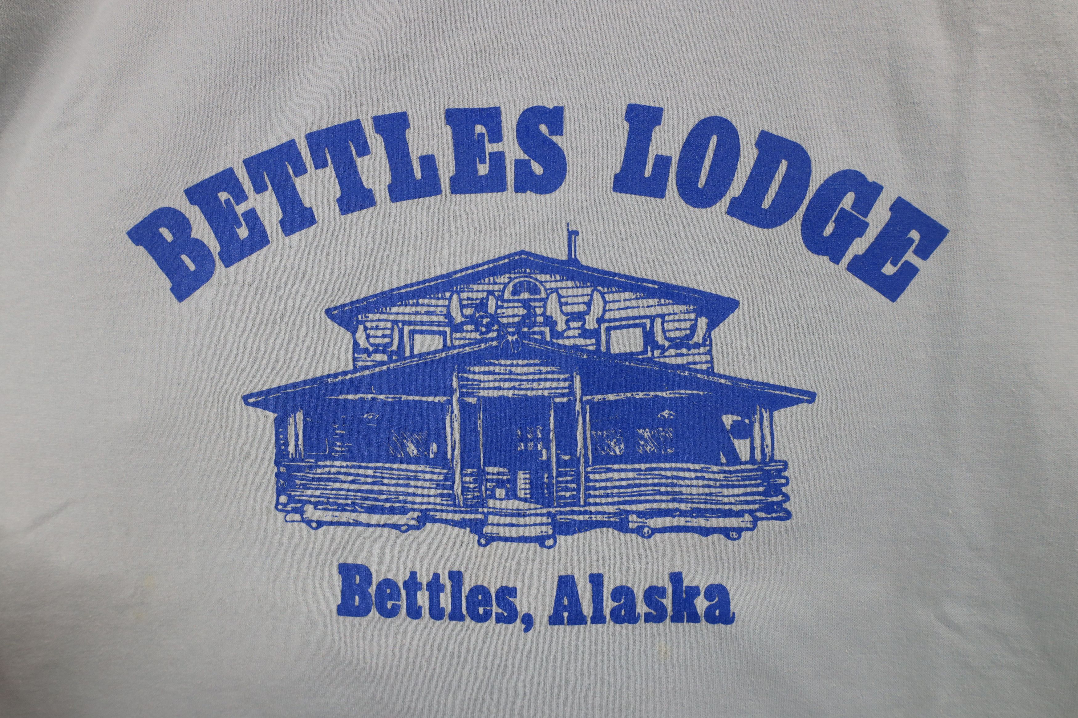 Vintage Vintage 80s 90s Lodge Alaska Short Sleeve T-Shirt USA Size US XL / EU 56 / 4 - 7 Thumbnail