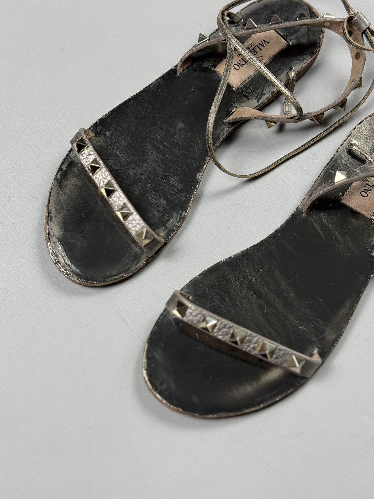 Valentino Valentino Garavani Ladies Studded Flats Sandals Size 35 Size US 5 / IT 35 - 8 Thumbnail