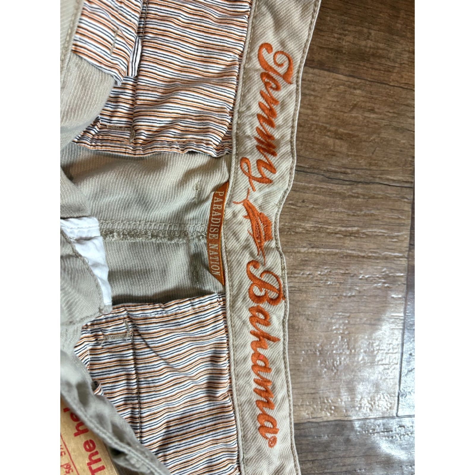 Tommy Bahama Tommy Bahama Shorts Mens 36 Beige Tencel Cotton Blend Flat Front Pockets Zipper Logo Classic Beach Tropical Lightweight Casual Summer Size US 36 / EU 52 - 4 Thumbnail