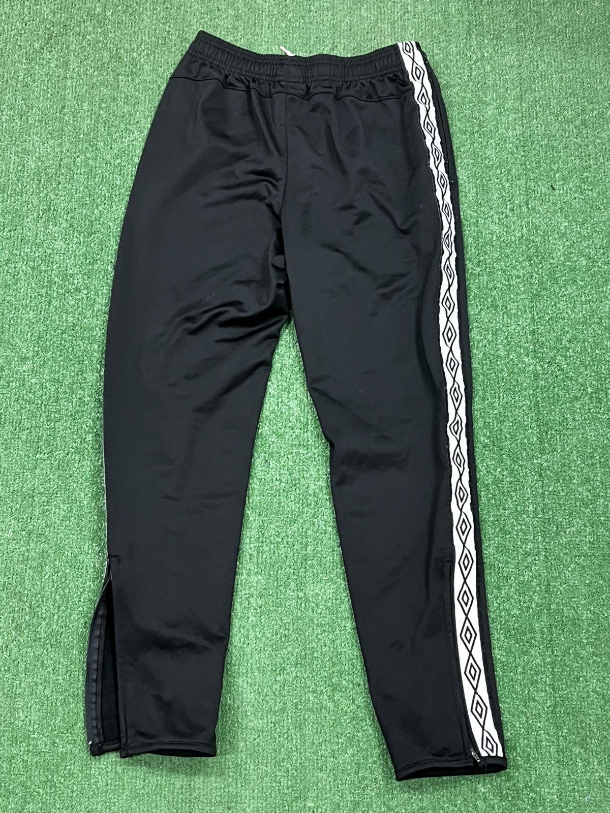 Umbro Umbro Double Diamond Youth Joggers Size US 28 / EU 44 - 5 Thumbnail