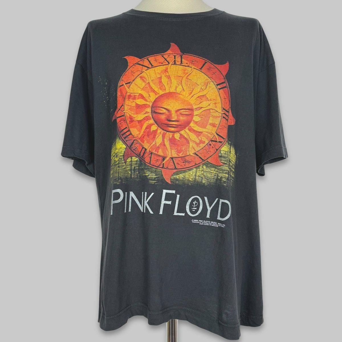 Band Tees Vintage 1994 Pink Floyd ‘Sun Dial’ European Tour T Shirt Size US XL / EU 56 / 4 - 1 Thumbnail