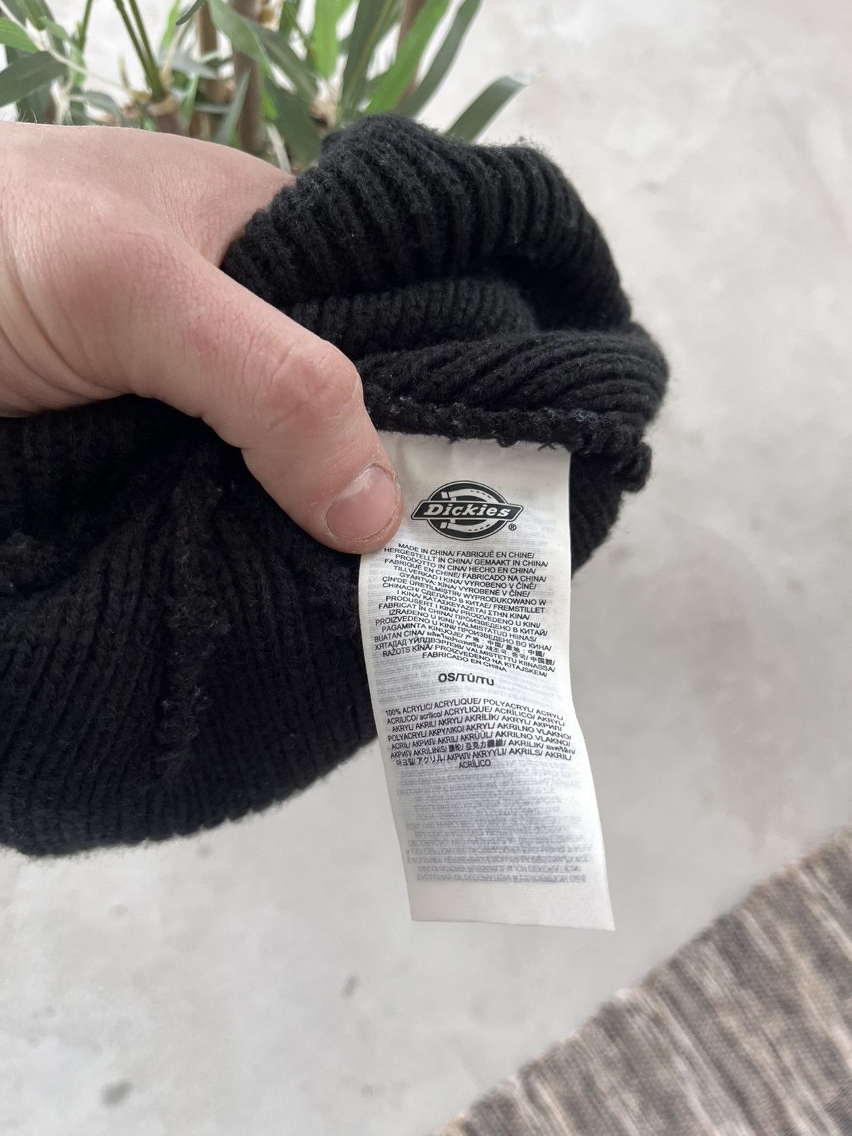 Dickies Vintage Dickies Black Beanie Hat Small Logo sk8 Avantgarde Size ONE SIZE - 9 Thumbnail
