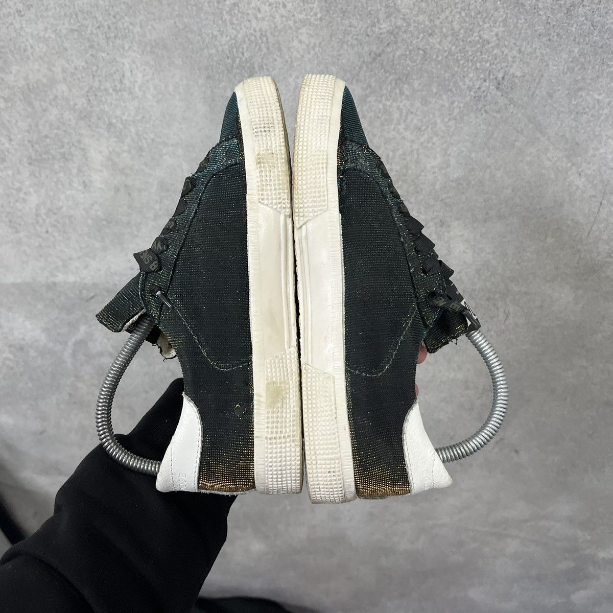 Golden Goose Golden goose shoes sneakers low top Size US 7 / IT 37 - 9 Thumbnail