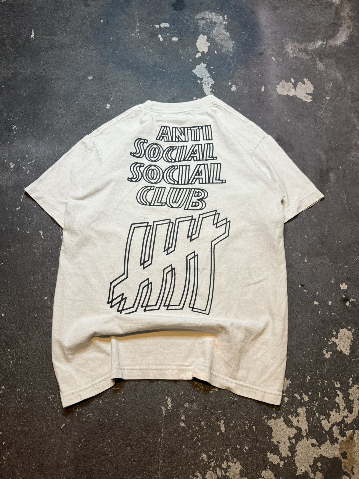 Anti Social Social Club × Undefeated Anti Social Social club x Undefeated Tee Size US M / EU 48-50 / 2 - 4 Thumbnail