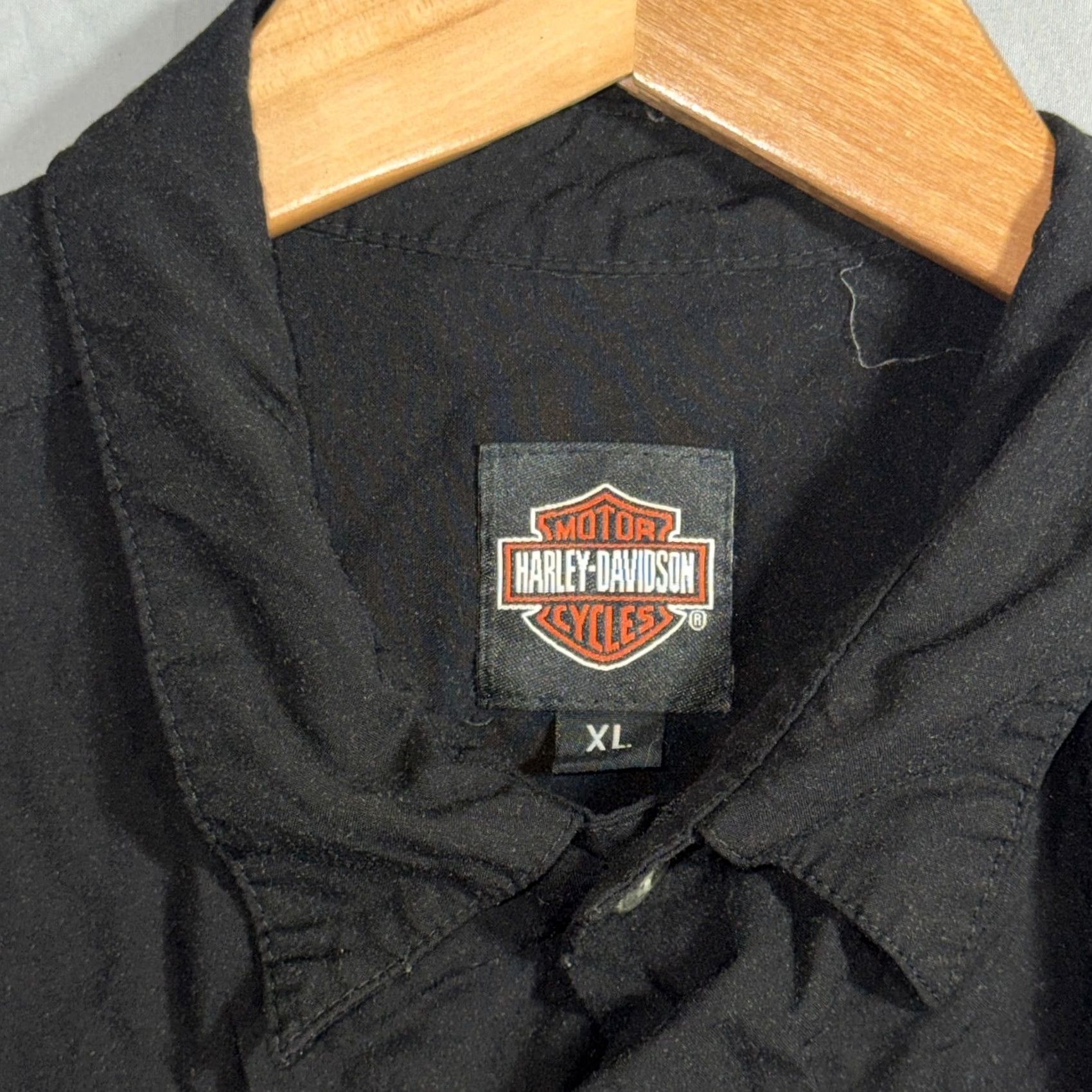 Harley Davidson VINTAGE Harley-Davidson Shirt Mens XL Black Santa Motorcycle Christmas Button Front Size US XL / EU 56 / 4 - 6 Thumbnail