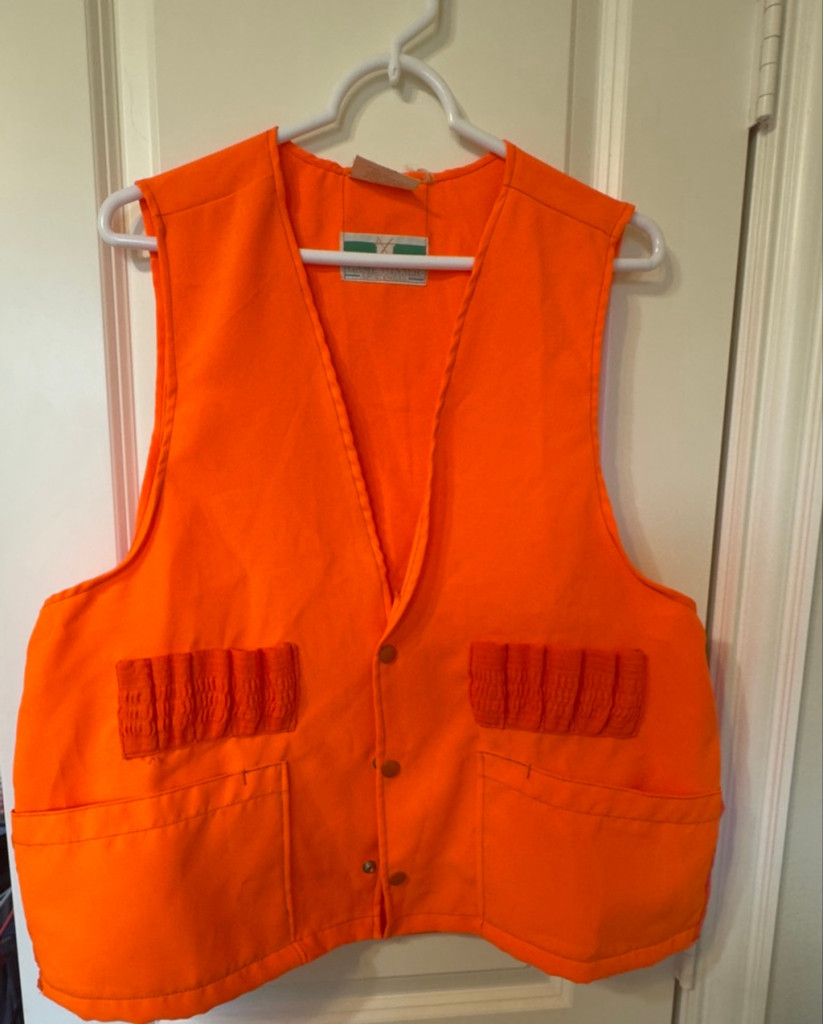 The Unbranded Brand Vintage Men’s Orange Hunting Vest-L Size US L / EU 52-54 / 3 - 1 Thumbnail
