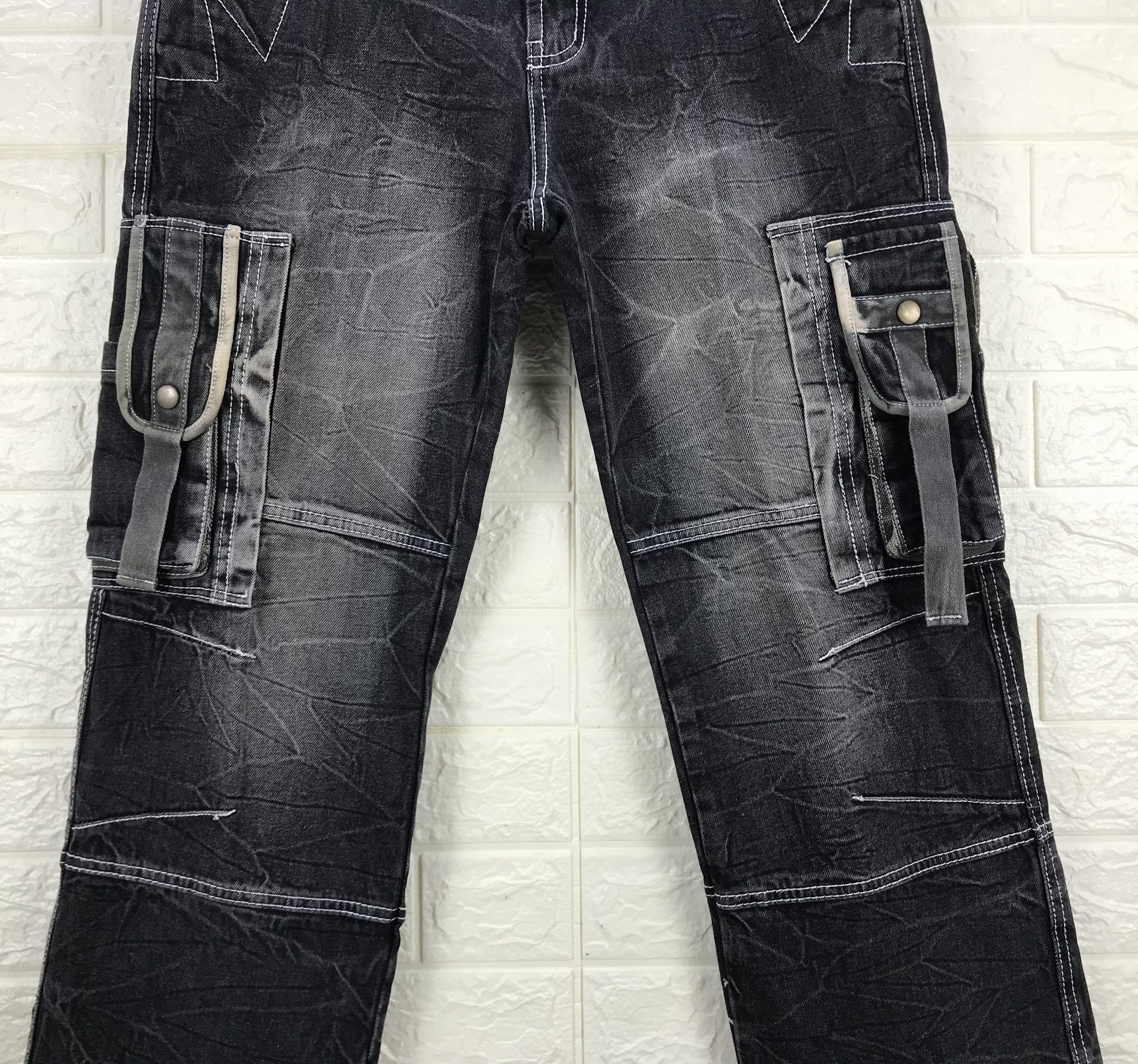 Urban Outfitters Vintage Japanese Urban Seditionaries Faded Black Cargo Jeans Size US 34 / EU 50 - 3 Thumbnail