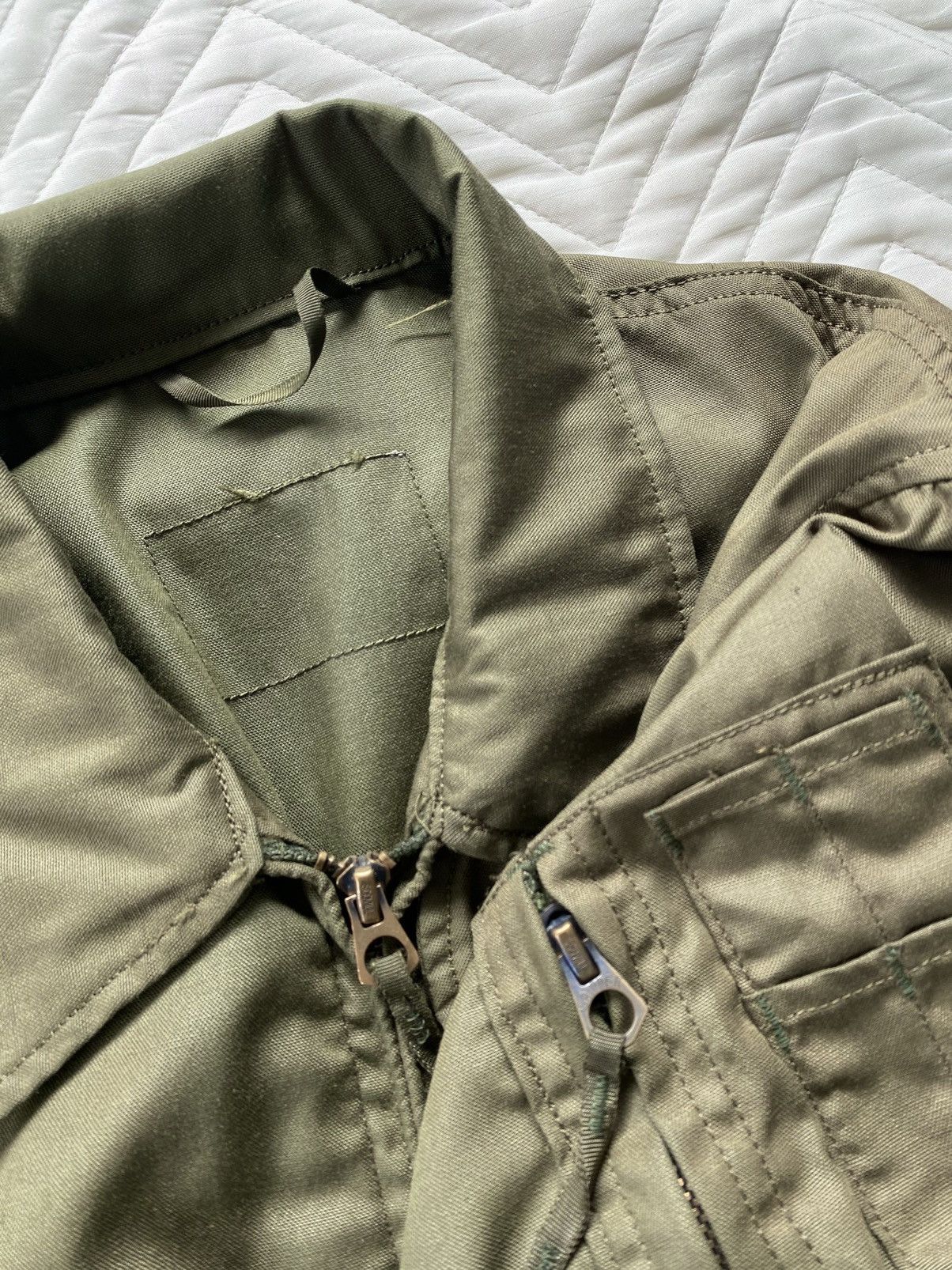 Vintage Cold Weather Combat Vehicle (CVC) Jacket – US Army Issue 🇺🇸 Size US S / EU 44-46 / 1 - 4 Thumbnail