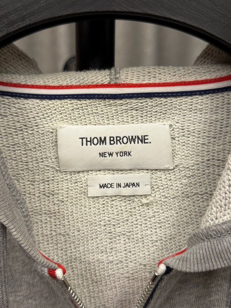 Thom Browne THOM BROWNE Classic 4-stripe Hooded Sweater 2502-Nextarrow Size US XS / EU 42 / 0 - 3 Thumbnail