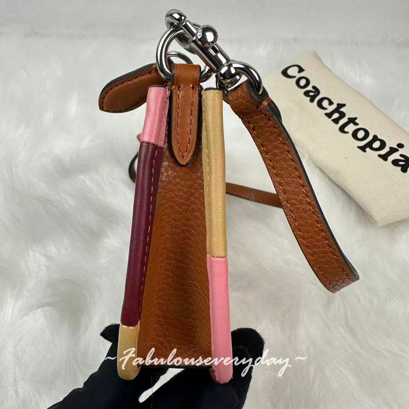 Coach Coach Small Wavy Shoulder Coachtopia LeatherColorful Binding Size ONE SIZE - 3 Thumbnail