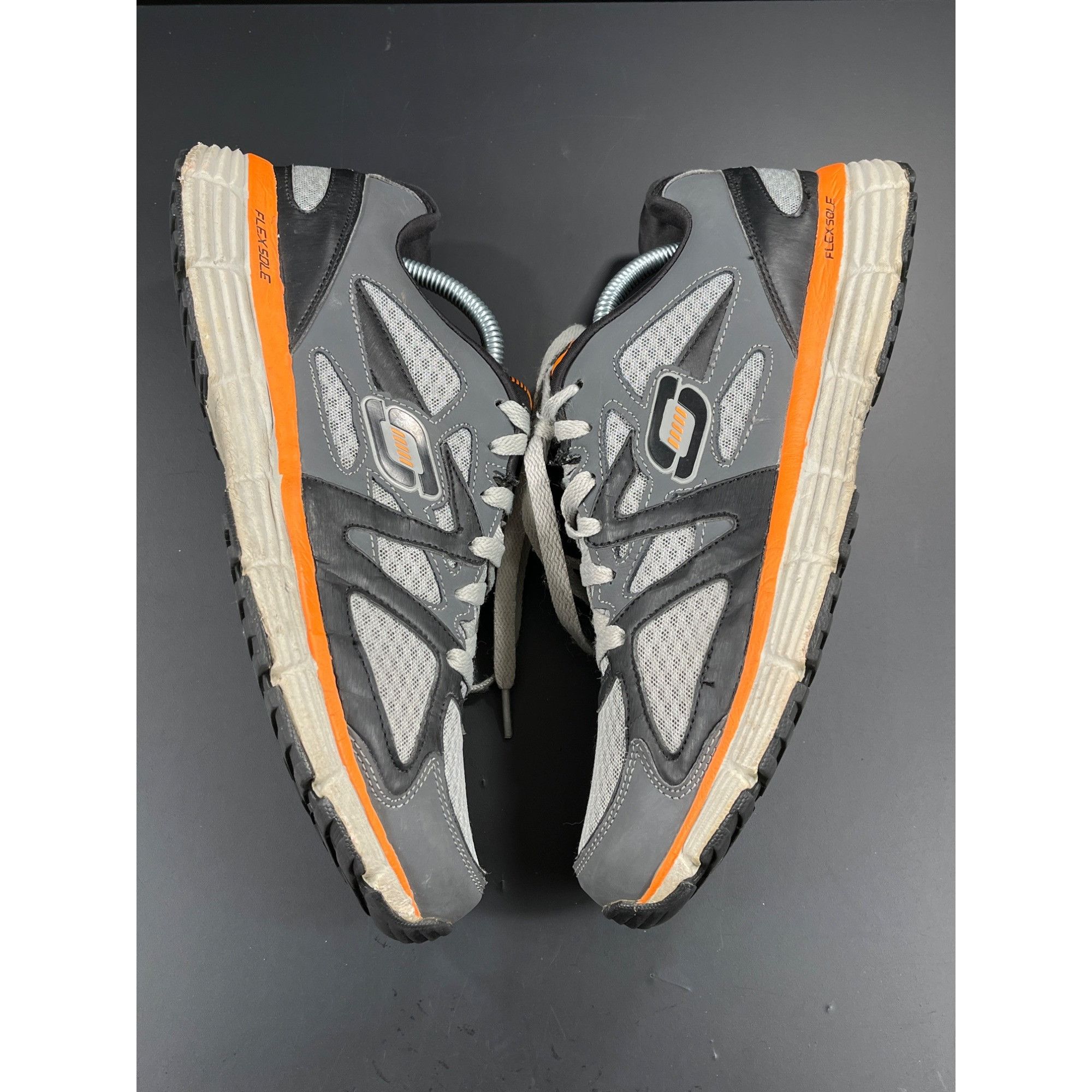 SKECHERS Skechers SKU 7841 Mens lightweight Gray Orange Running Shoes Size US 10 / EU 43 - 3 Thumbnail