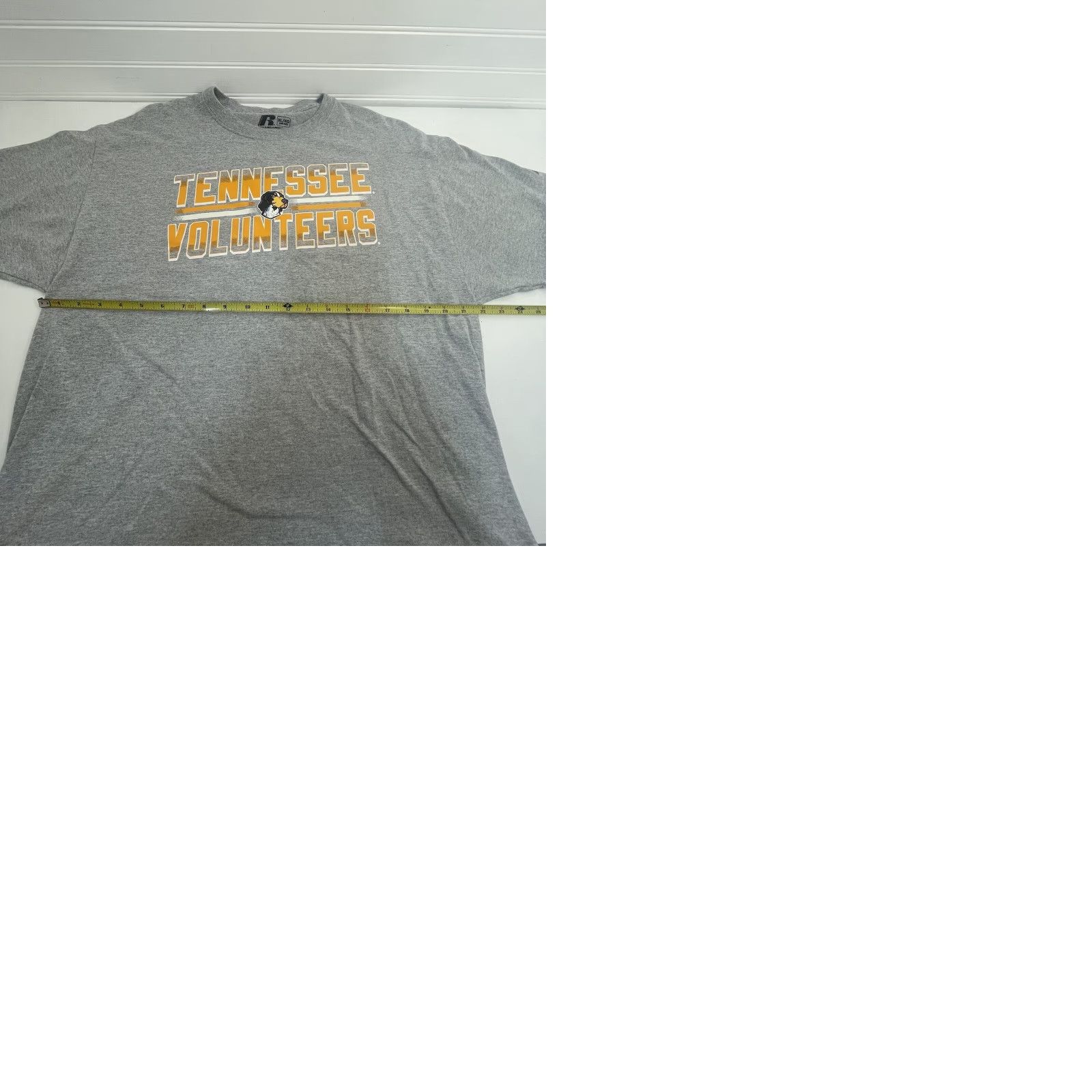 Vintage VINTAGE University Of Tennessee Volunteers Smokey Mascot Shirt Men XL Gray Russell Tag Size US XL / EU 56 / 4 - 11 Thumbnail