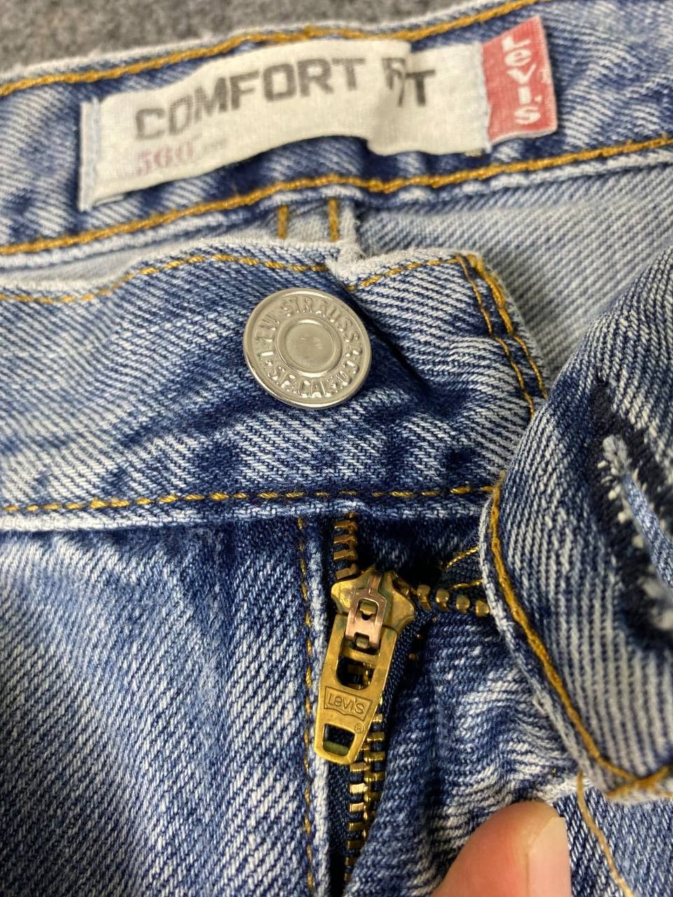 Levi's vintage levis 560 comfort fit paint splattered distressed Size US 44 / EU 60 - 15 Thumbnail