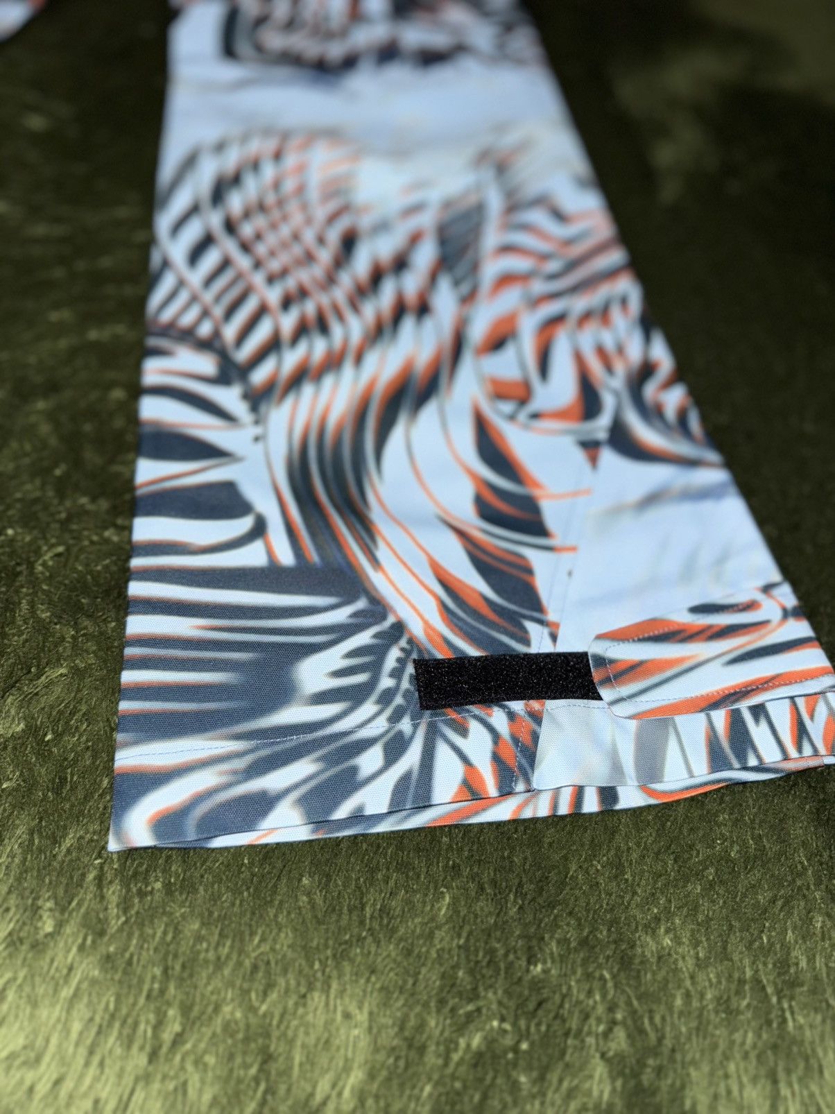 Diesel [32] DIESEL Optical Graphic Embroidered Logo Bootcut Pants Size US 32 / EU 48 - 13 Thumbnail