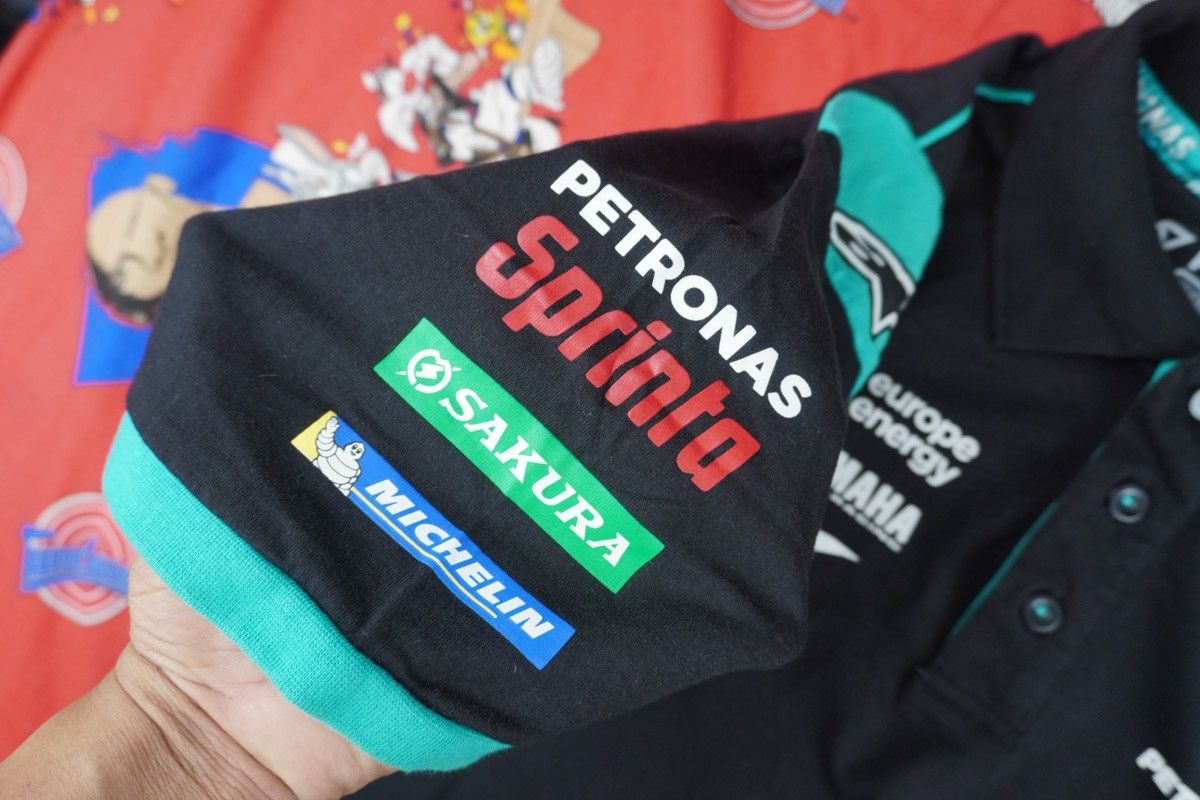 Yamaha Moto Gp Yamaha petronas alpinestar michelin racing team Size US L / EU 52-54 / 3 - 4 Thumbnail