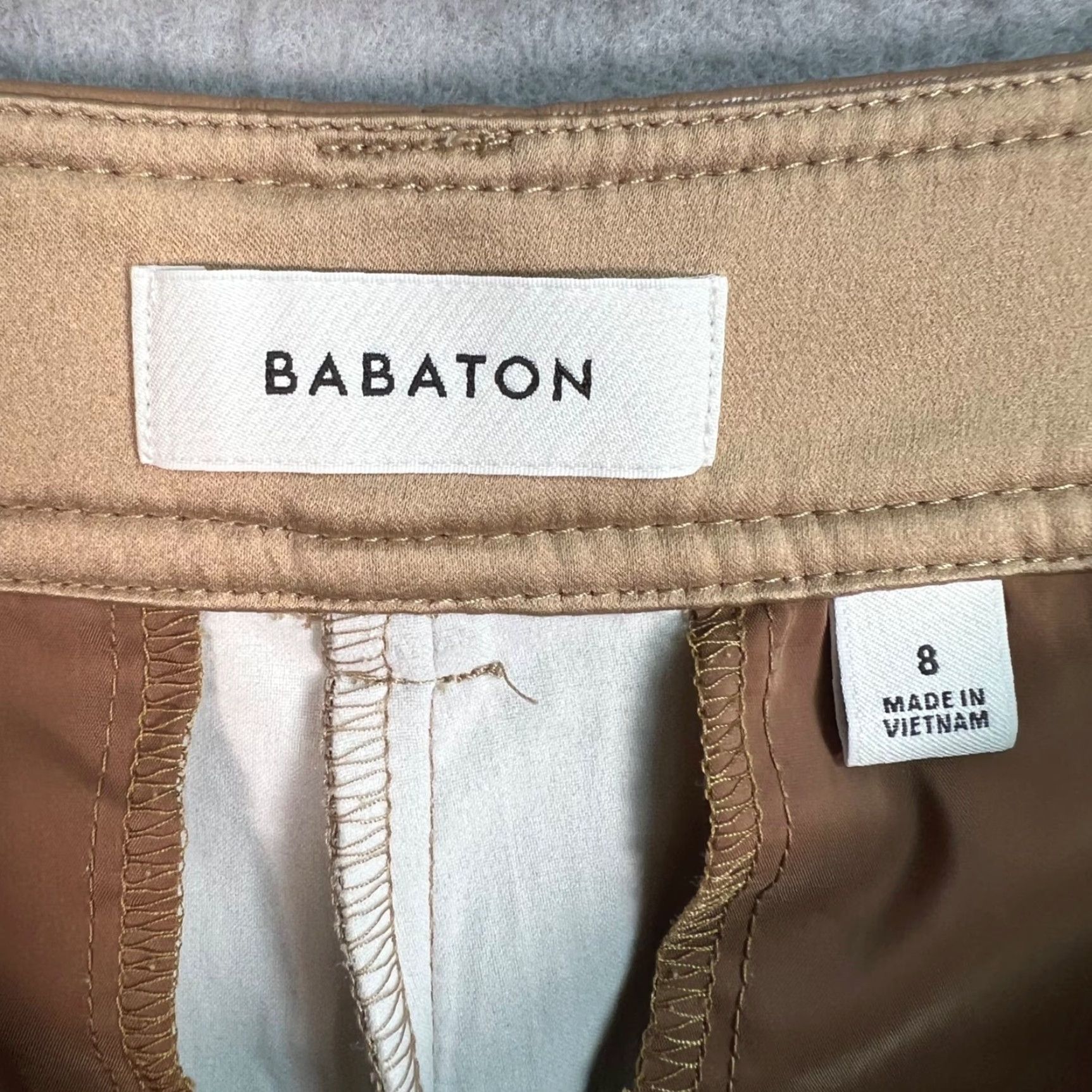 Vintage Babaton Womens 8 Faux Leather Straight Leg Cropped Pants Tan Brown Size 30" / US 8 / IT 44 - 3 Thumbnail