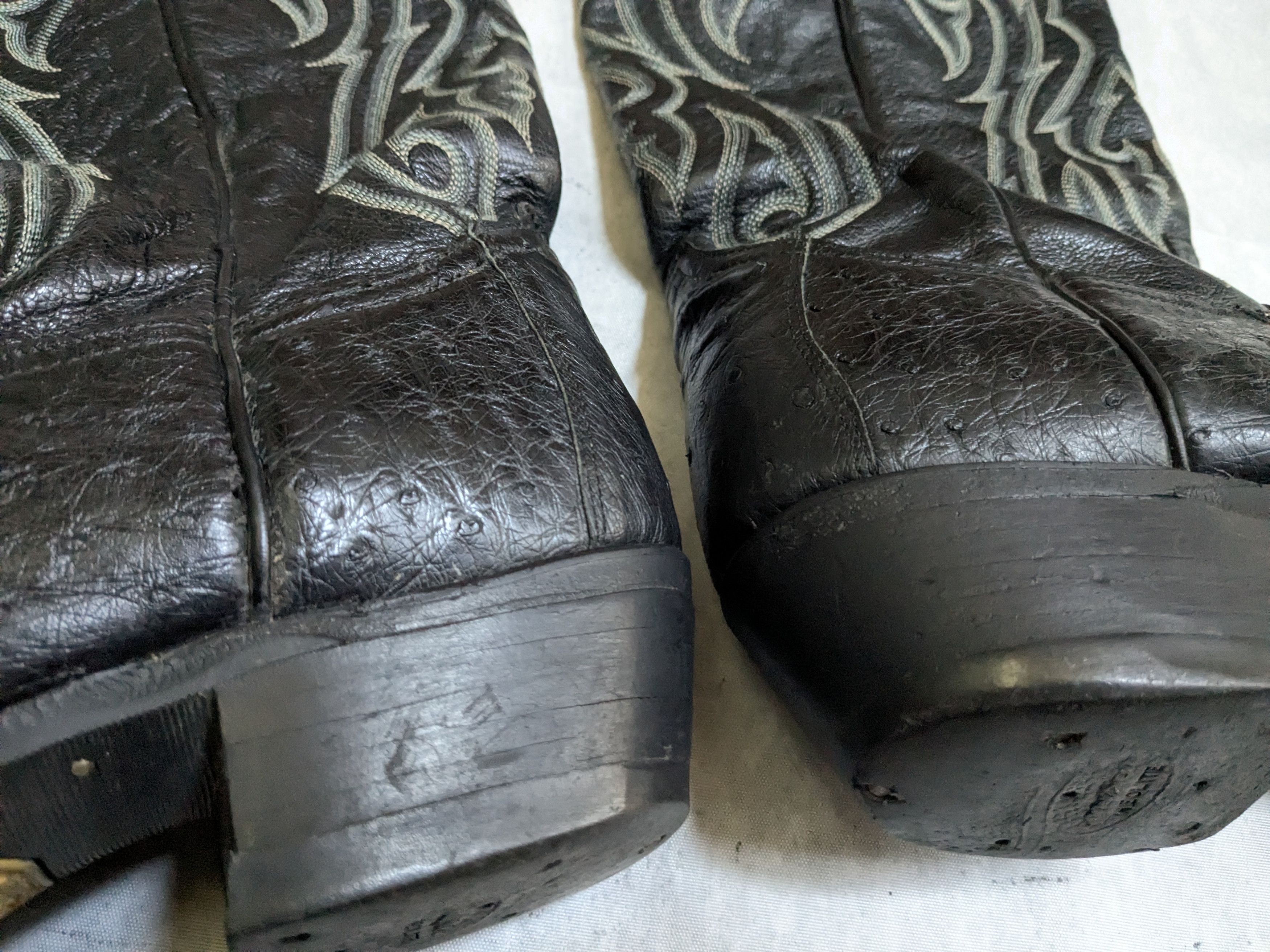 Tony Lama Tony Lama Cowboy Boots Ostrich Leather Black 9.5 D USA Size US 9.5 / EU 42-43 - 3 Thumbnail