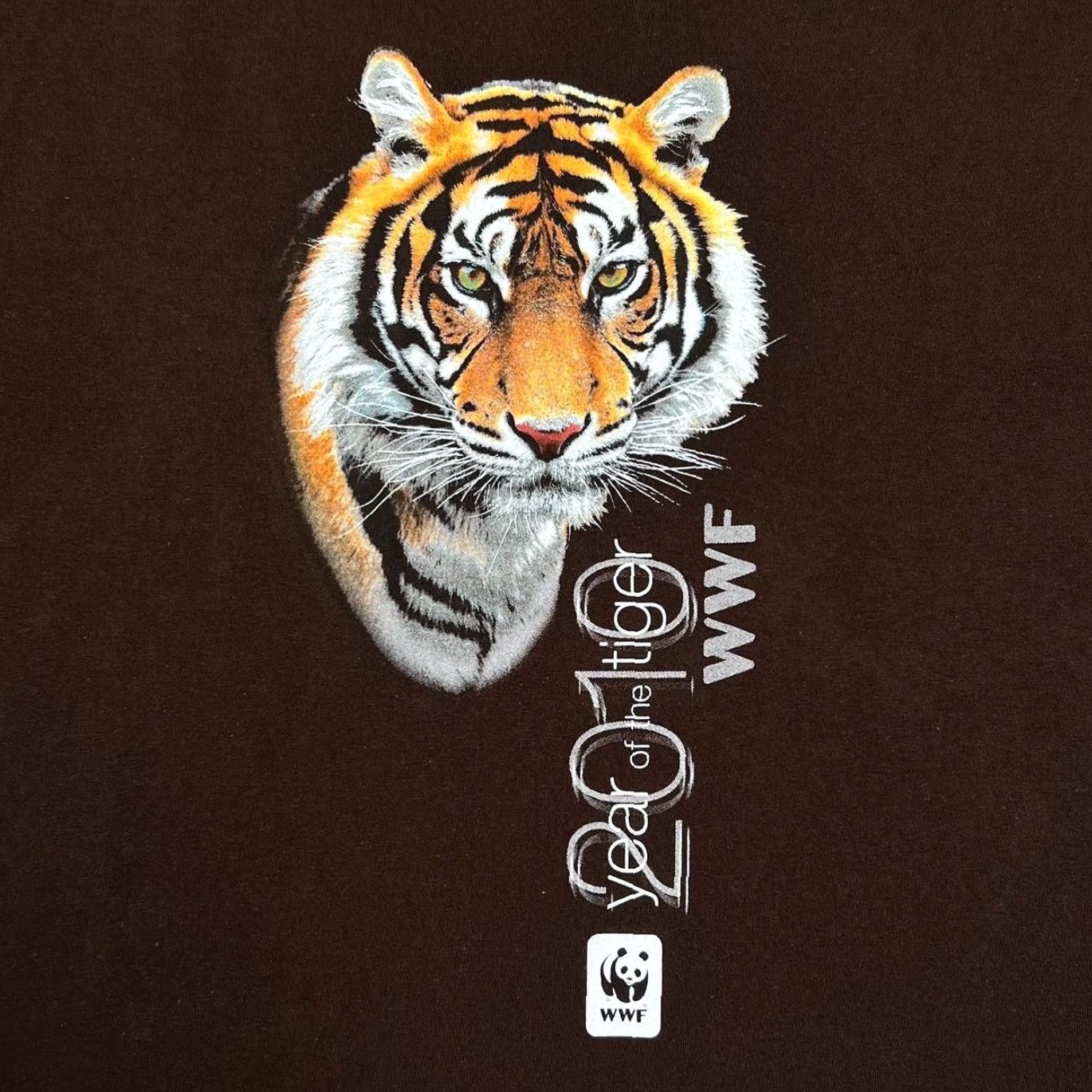 Anvil Anvil WWF (2010) “Year Of The Tiger” Animal Souvenir Graphic T-Shirt Large Men Brown Size US L / EU 52-54 / 3 - 2 Thumbnail