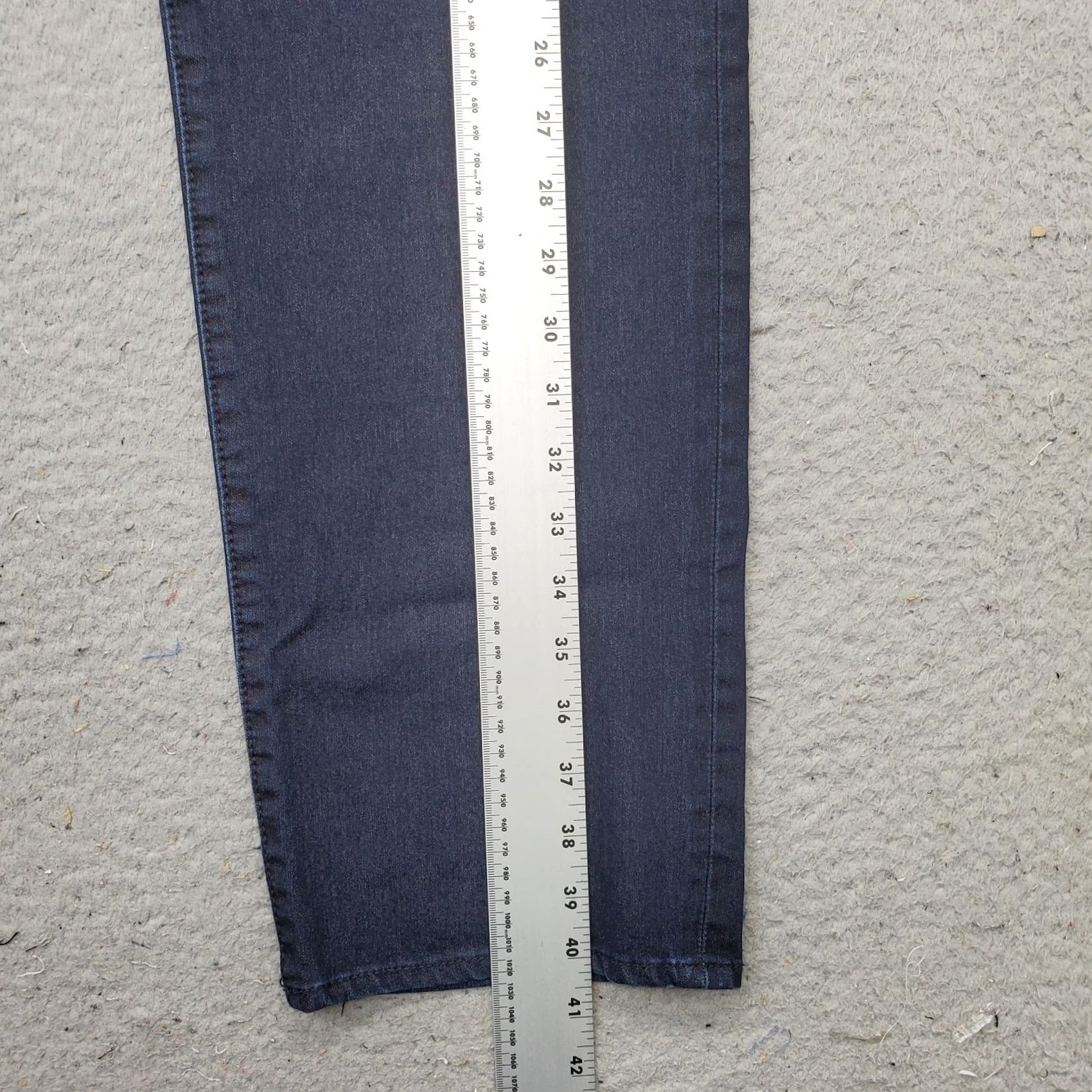 Vintage Buffalo Mens Jeans 42 Blue Denim Cotton Whiskered Skinny Leg 5-Pocket Regular Size 42 Men's Buffalo Denim Jeans Blue Skinny Regular Mens Size US 42 / EU 58 - 4 Thumbnail