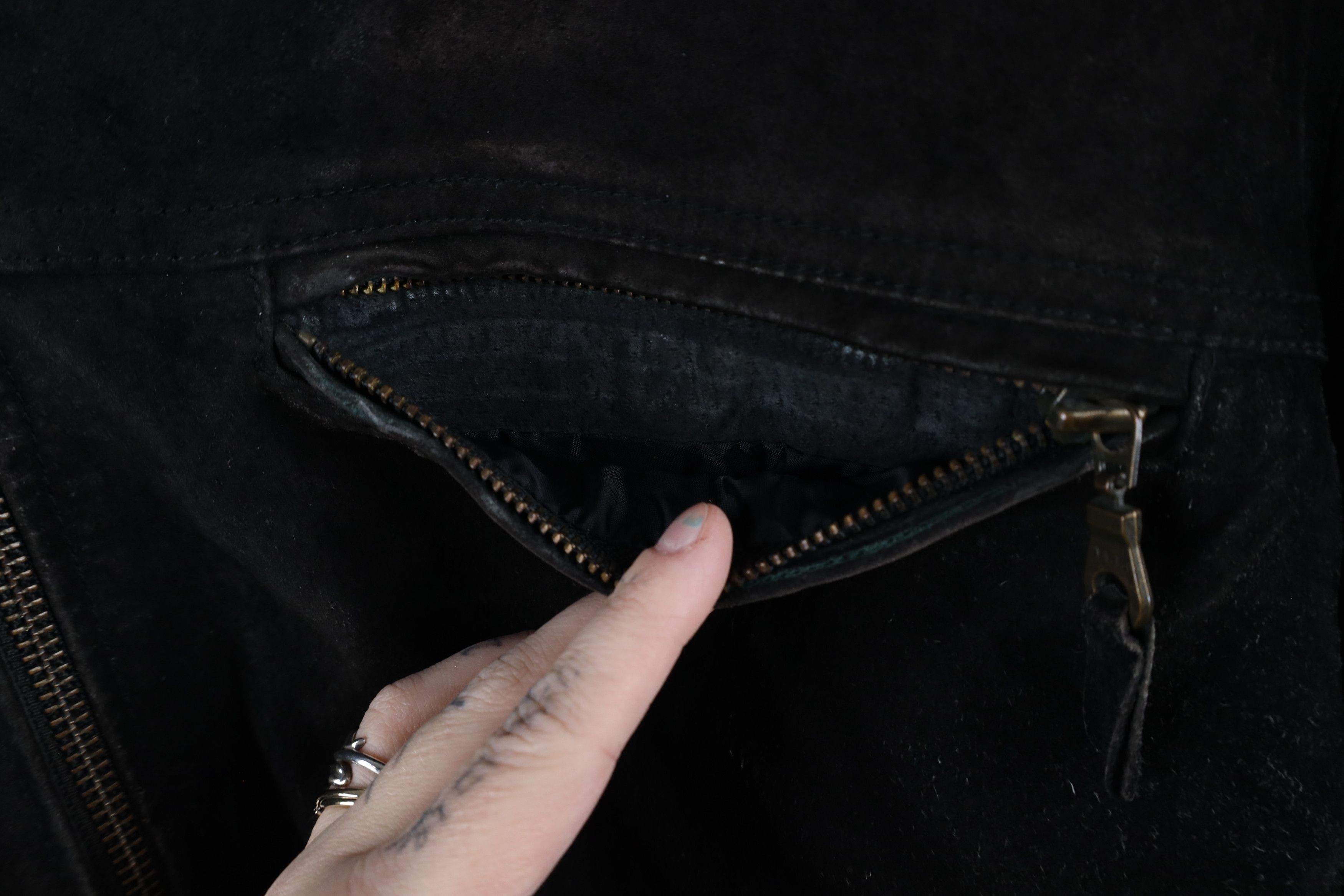 Vintage Vintage 90s Streetwear Suede Leather Buckle Back Jacket Size US M / EU 48-50 / 2 - 4 Thumbnail