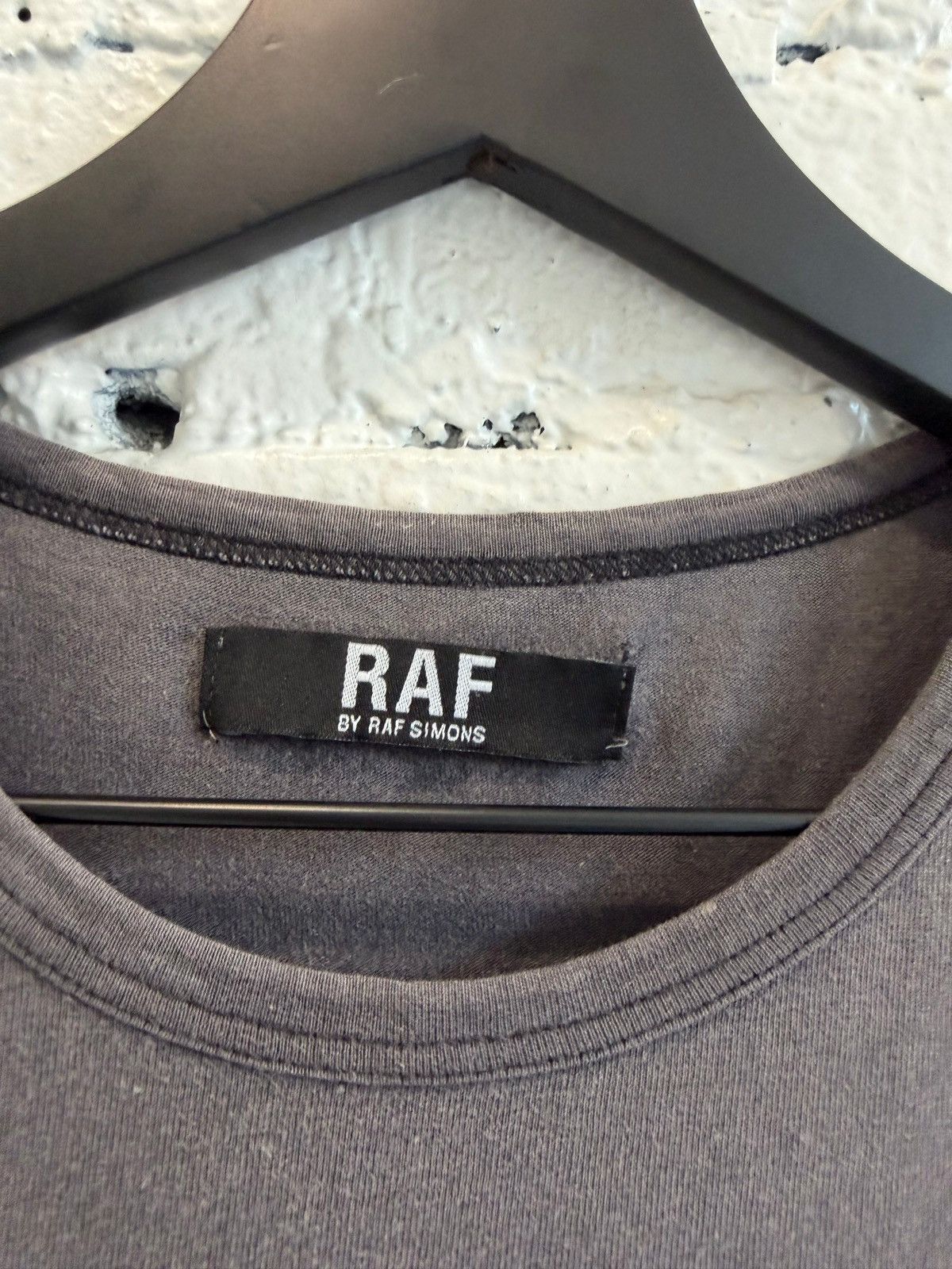 Raf by Raf Simons RAF BY RAF SIMONS FADED GRAPHIC TEE Size US S / EU 44-46 / 1 - 3 Thumbnail