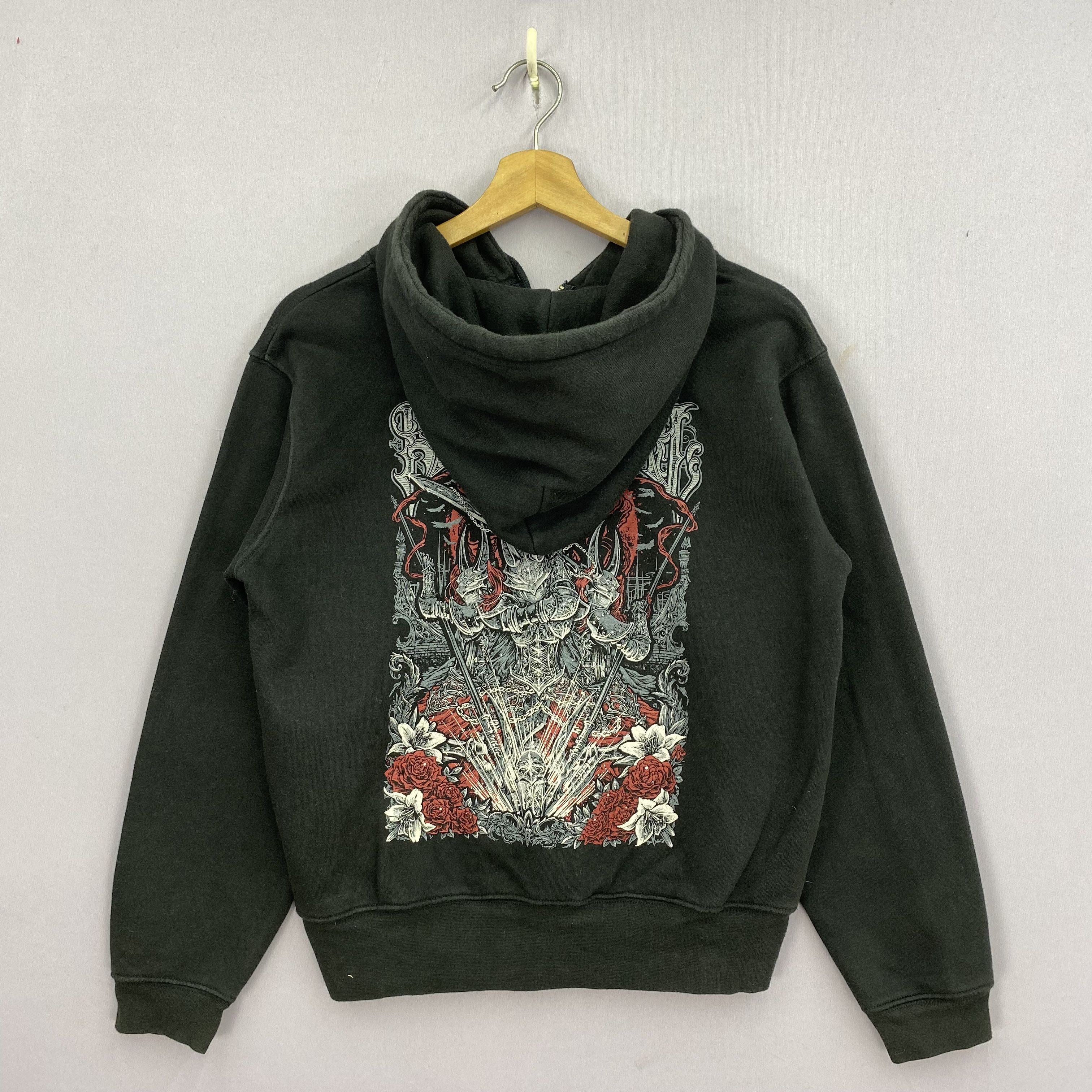 Band Tees Vintage Babymetal Japanese Kawaii Metal Sweater Sweatshirt Size US S / EU 44-46 / 1 - 3 Thumbnail