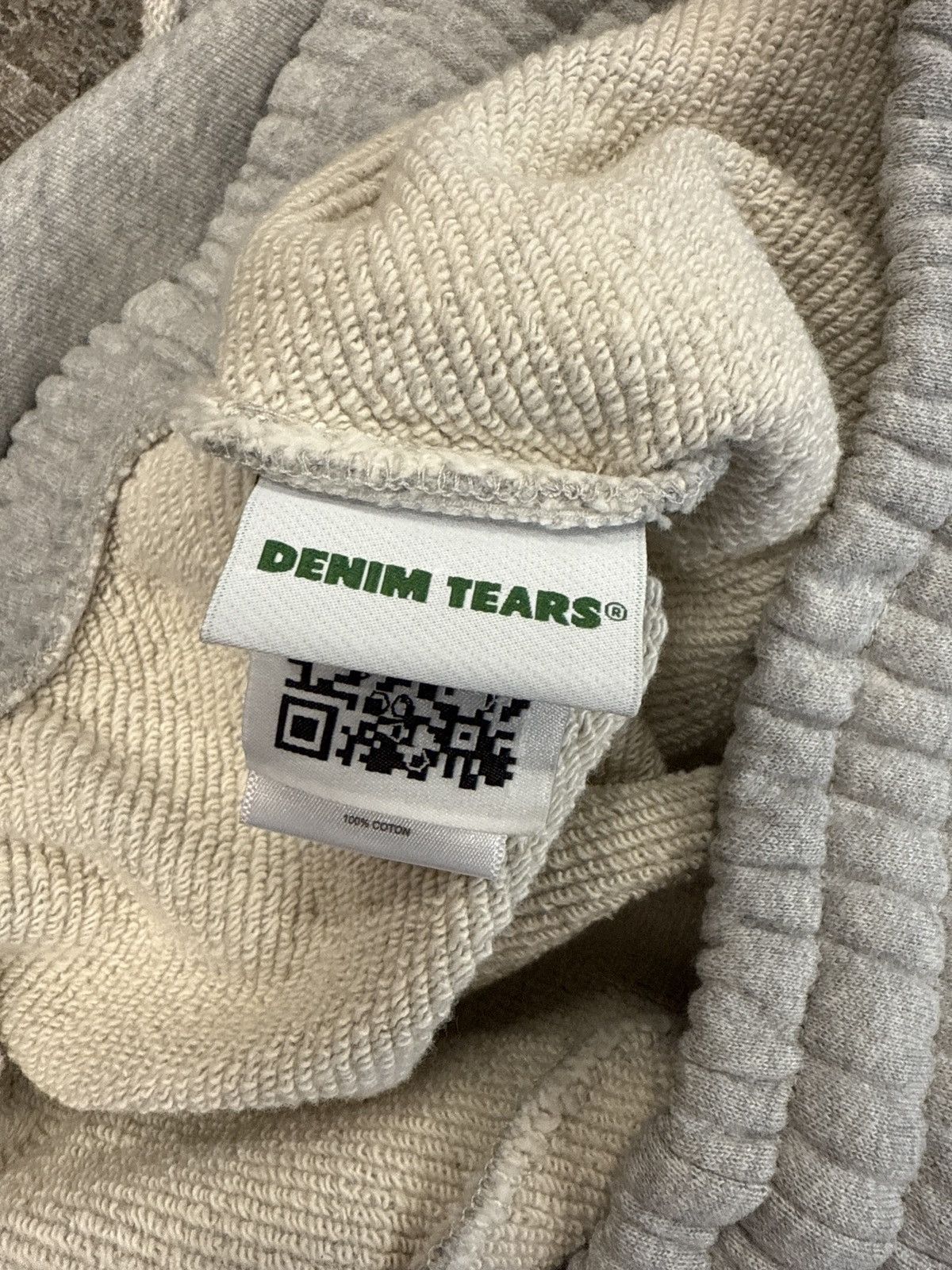 DENIM TEARS Denim Tears Big Cotton Wreath Sweat Shorts Size US 30 / EU 46 - 10 Thumbnail
