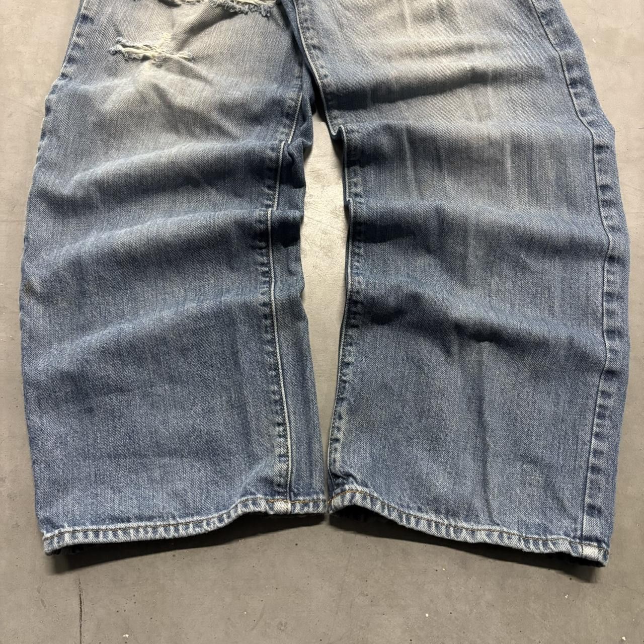 Vintage Crazy Vintage Y2K/2000s Super Baggy Skater Streetwear Ripped Medium Wash Denim Jeans! Size US 34 / EU 50 - 5 Thumbnail