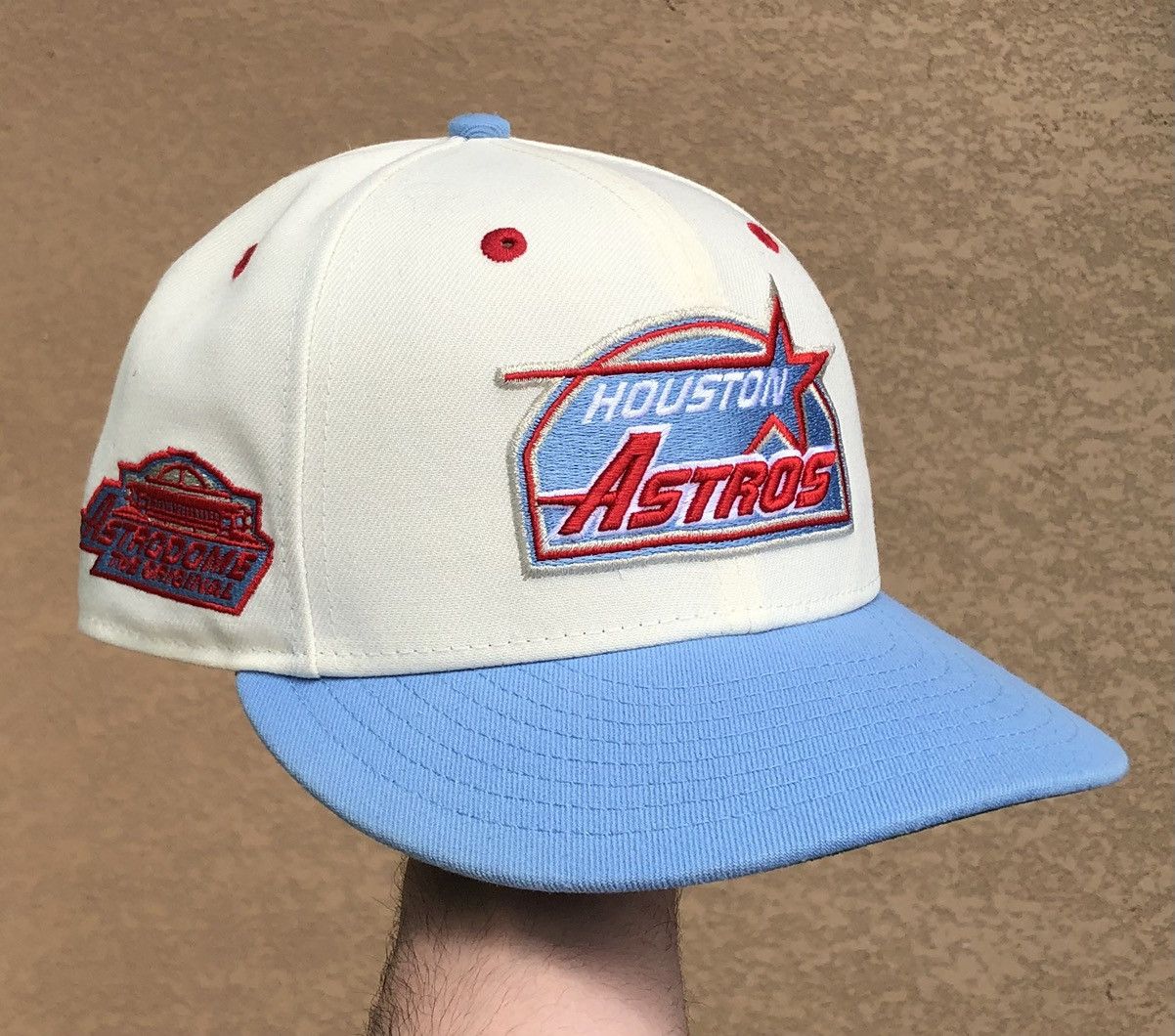 image of Hat Club x New Era 7 1/8 - Hatclub Houston Astro Script Fall Cool Fashion Oiler in White, Men's