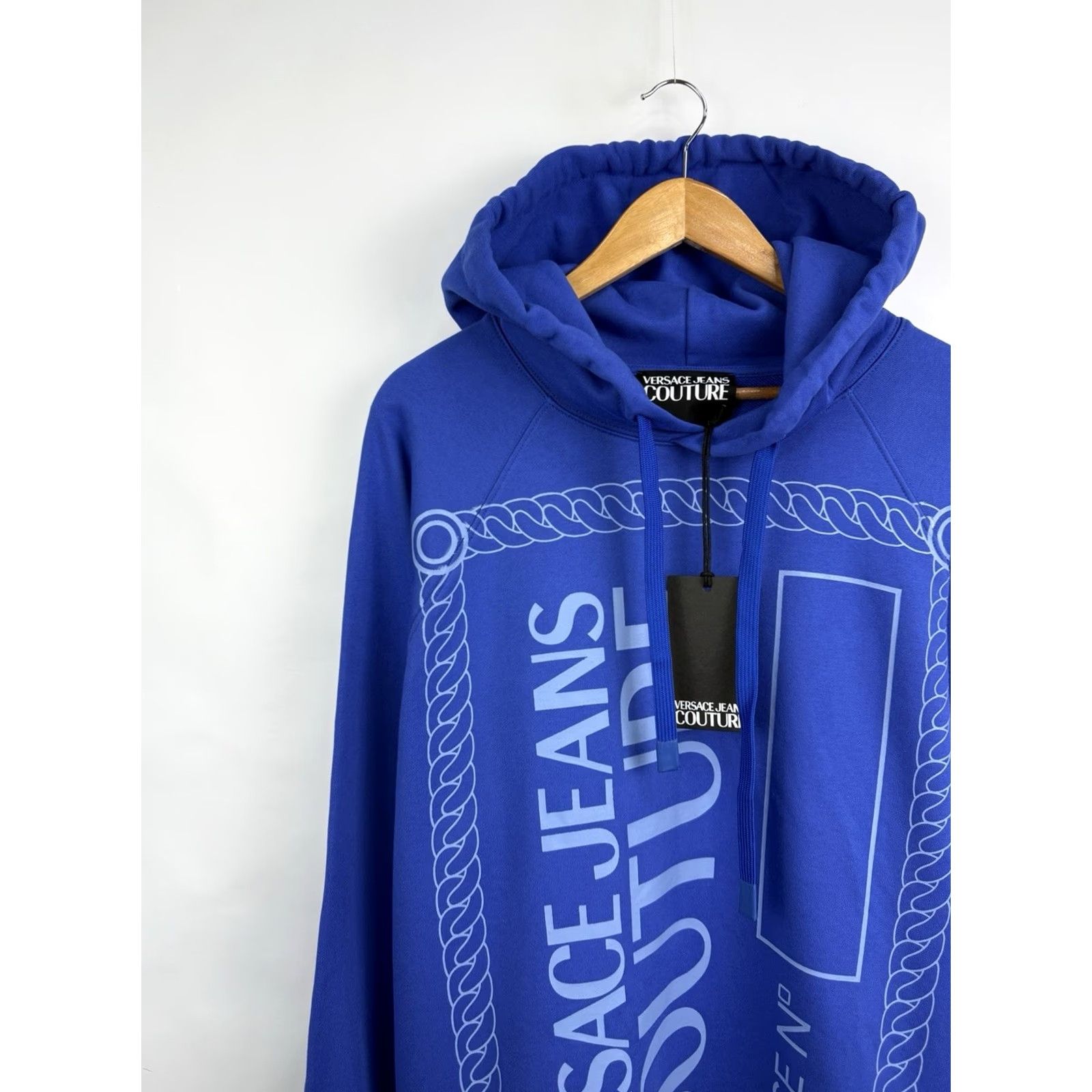 Versace Jeans Couture VERSACE JEANS COUTURE Hoodie L Blue NWT Mens Pullover Over Design Colorful Italy Size US L / EU 52-54 / 3 - 6 Thumbnail