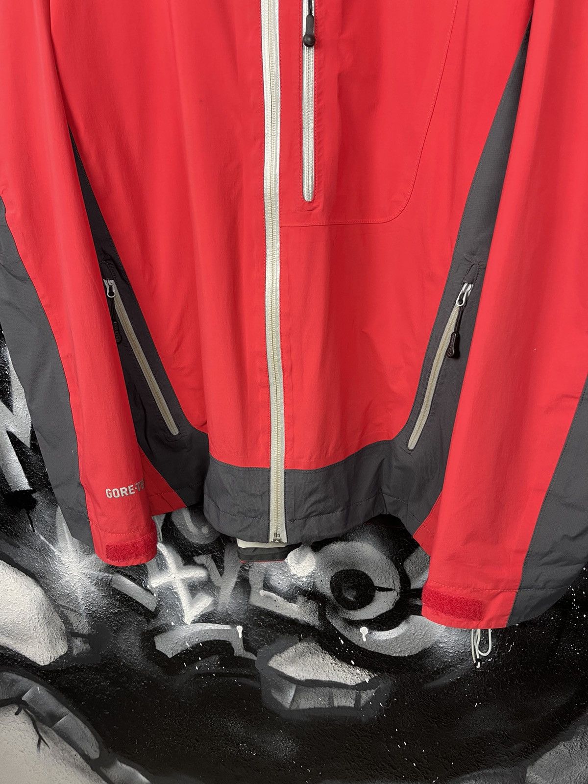Berghaus Berghaus Gore-Tex Outdoor Red Full Zip Jacket Men’s Size L Size US L / EU 52-54 / 3 - 5 Thumbnail