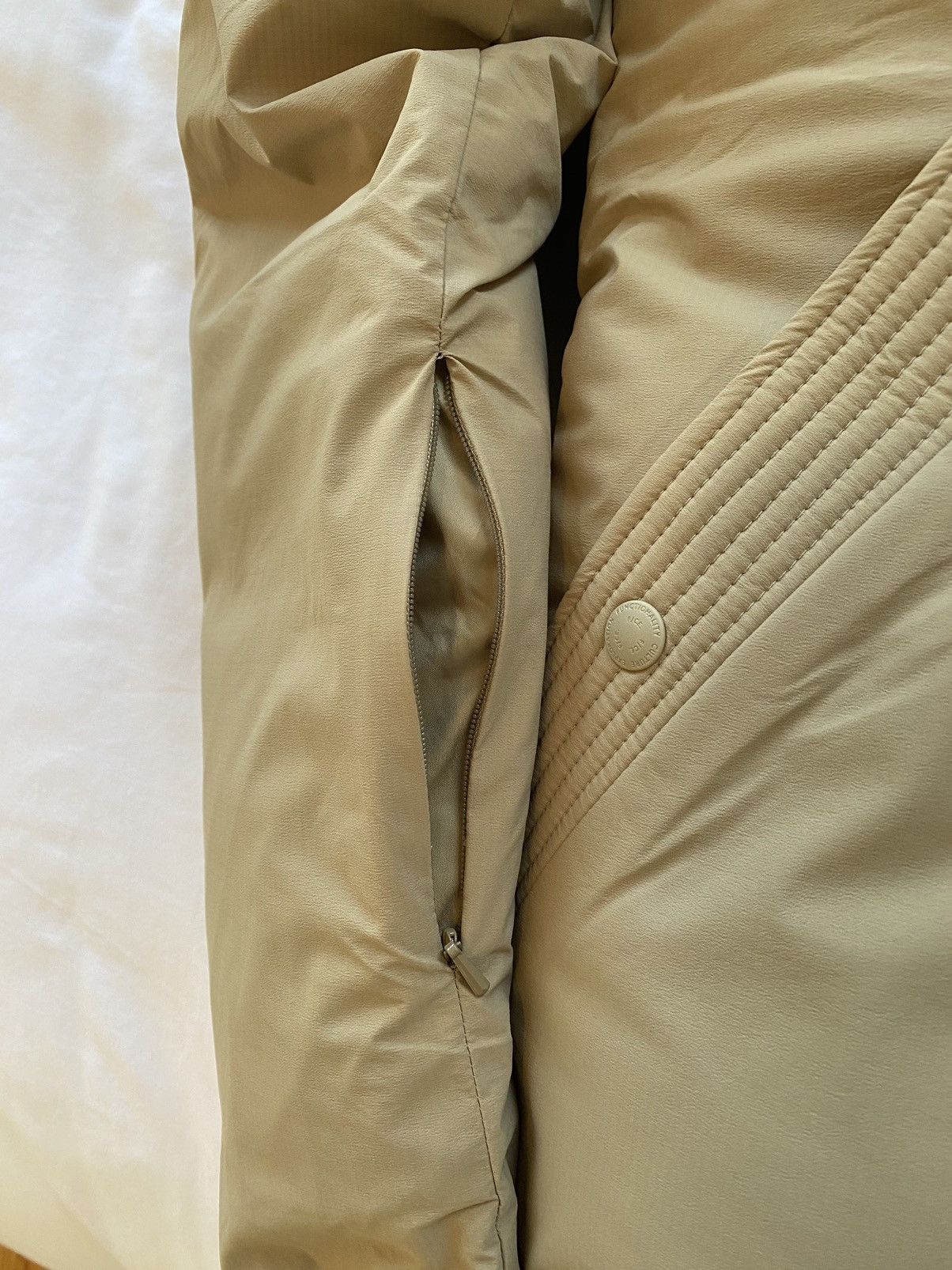 F/CE FT Bomb Down Jacket Size US M / EU 48-50 / 2 - 9 Thumbnail