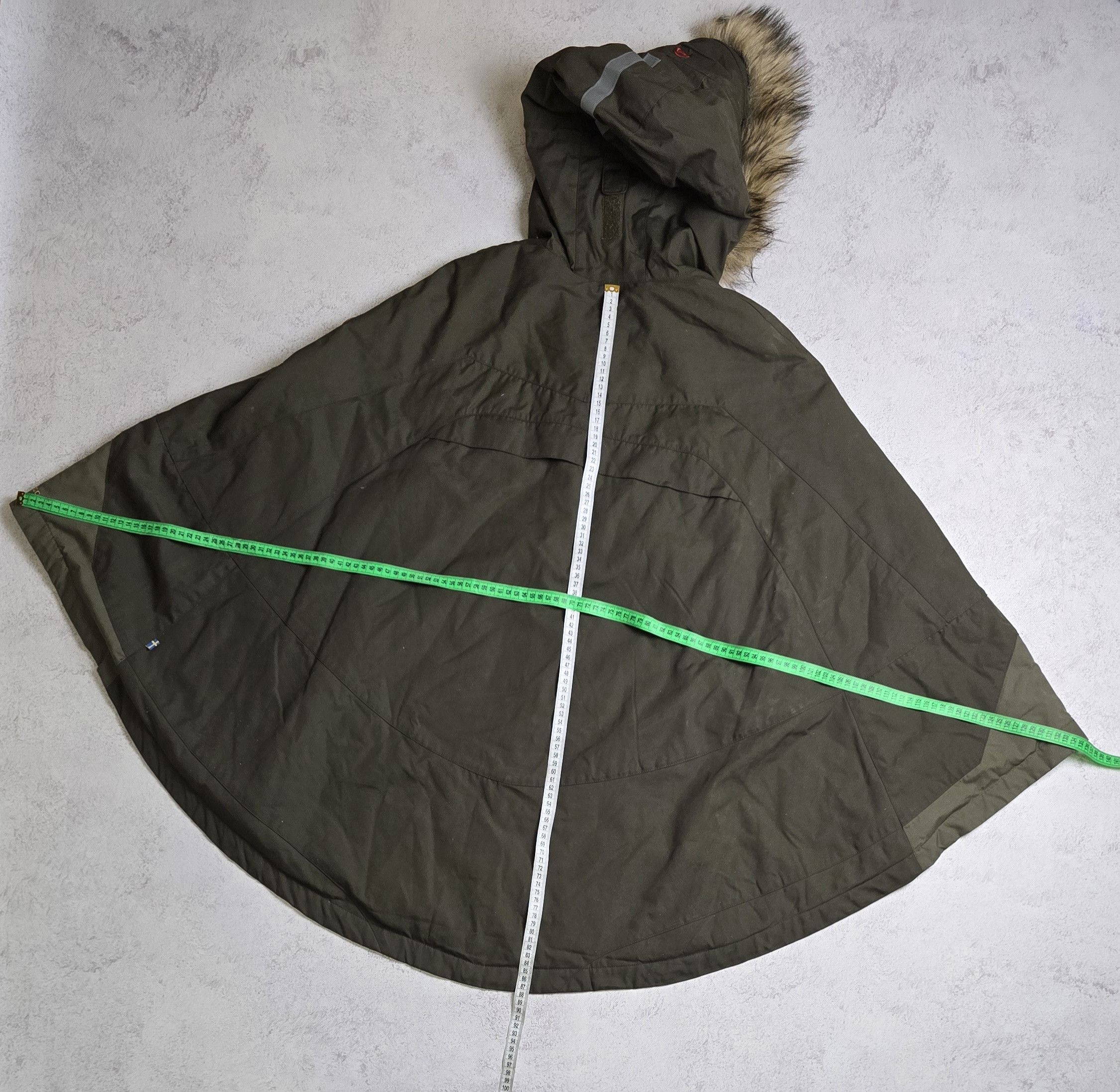 Fjallraven Luhkka Cape Jacket G-1000 Waxed Fur Hood Olive Poncho Size US S / EU 44-46 / 1 - 3 Thumbnail