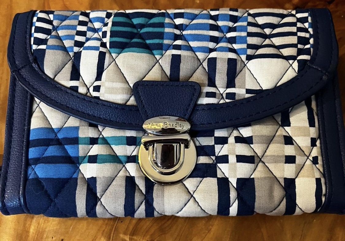 Vera Bradley Vera Bradley checkered wallet women’s excellent condition Size ONE SIZE - 6 Thumbnail