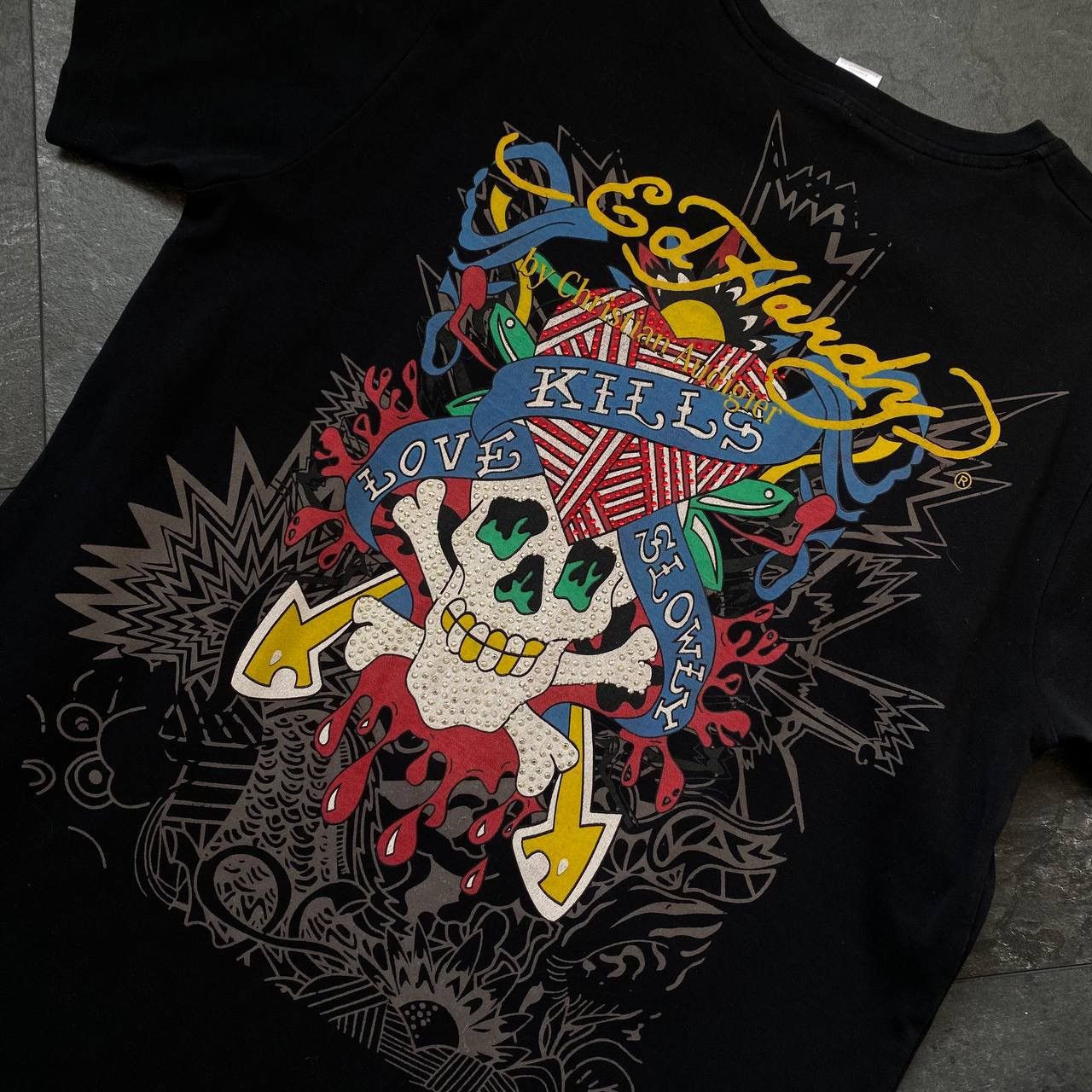 Vintage Vintage big logo Ed hardy skulls big logo tee shirt 90s Size US L / EU 52-54 / 3 - 7 Thumbnail
