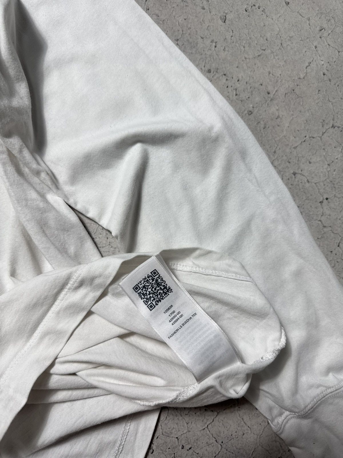True Religion True Religion Vintage Long Sleeve Shirt Big Logo White Size US L / EU 52-54 / 3 - 8 Thumbnail