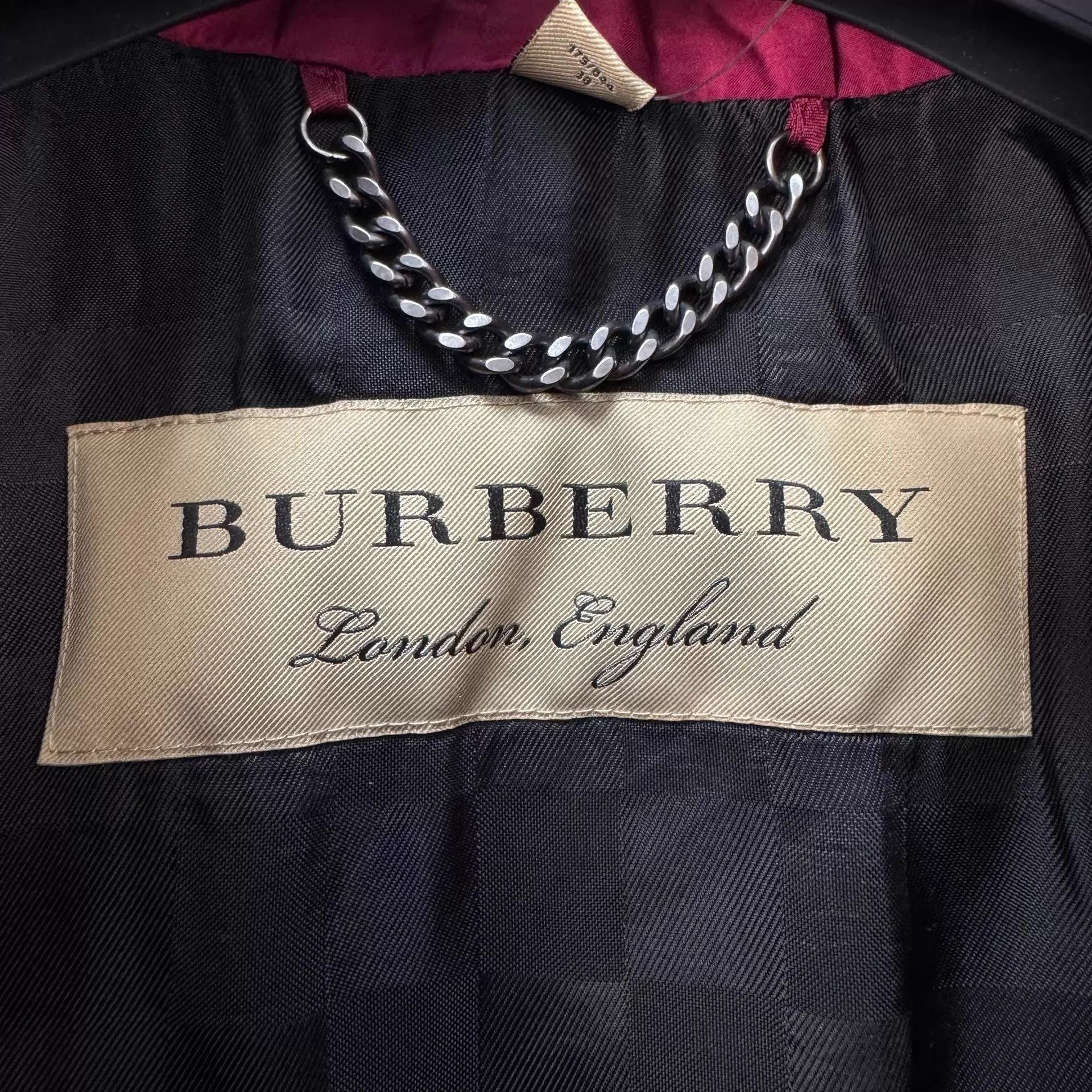 Burberry Burberry Magenta Double-Breasted Trench Coat UK8 Size S / US 4 / IT 40 - 6 Thumbnail
