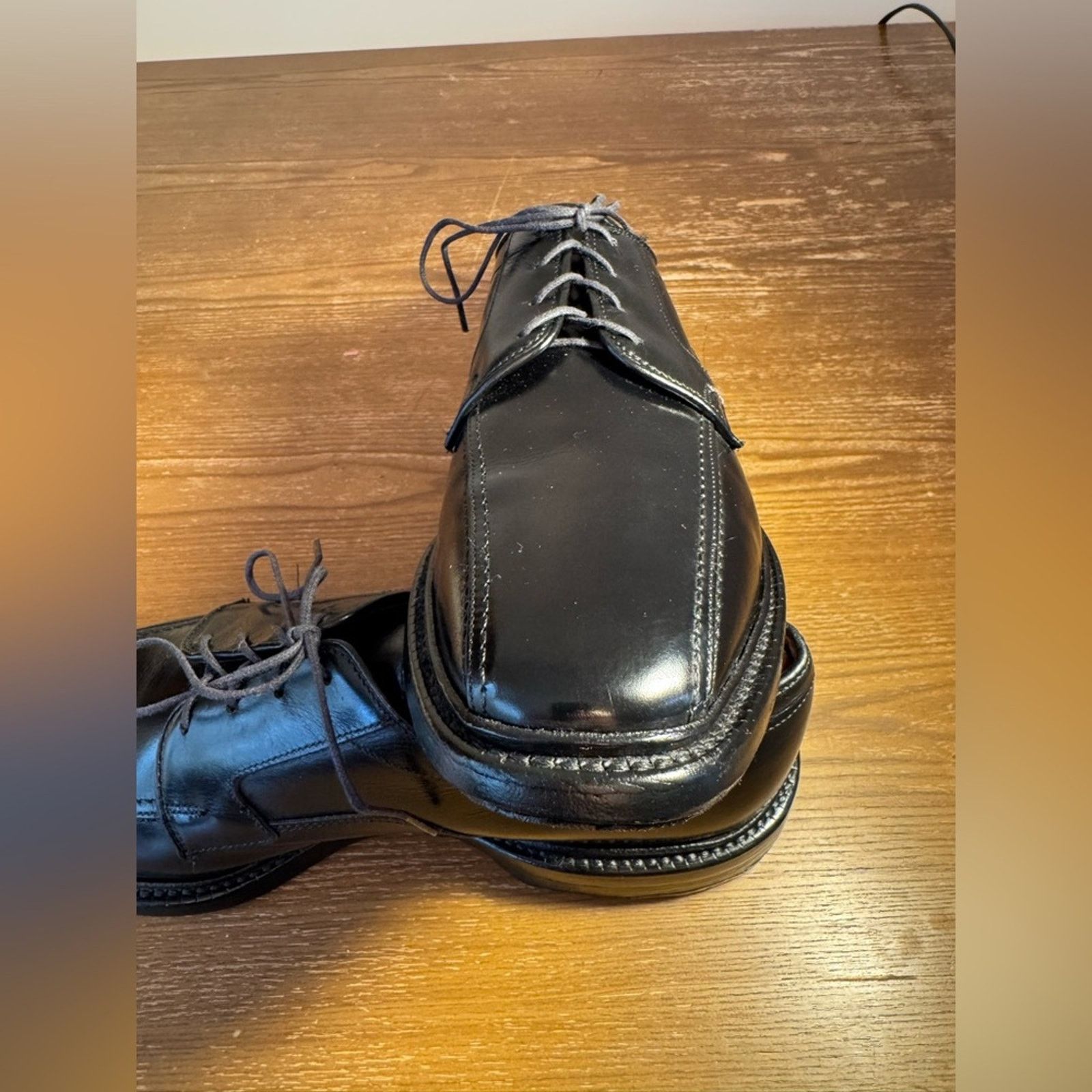 Allen Edmonds Allen Edmonds Hillcrest Derby Shoes in Black Calf size 9.5 D Size US 9.5 / EU 42-43 - 8 Thumbnail