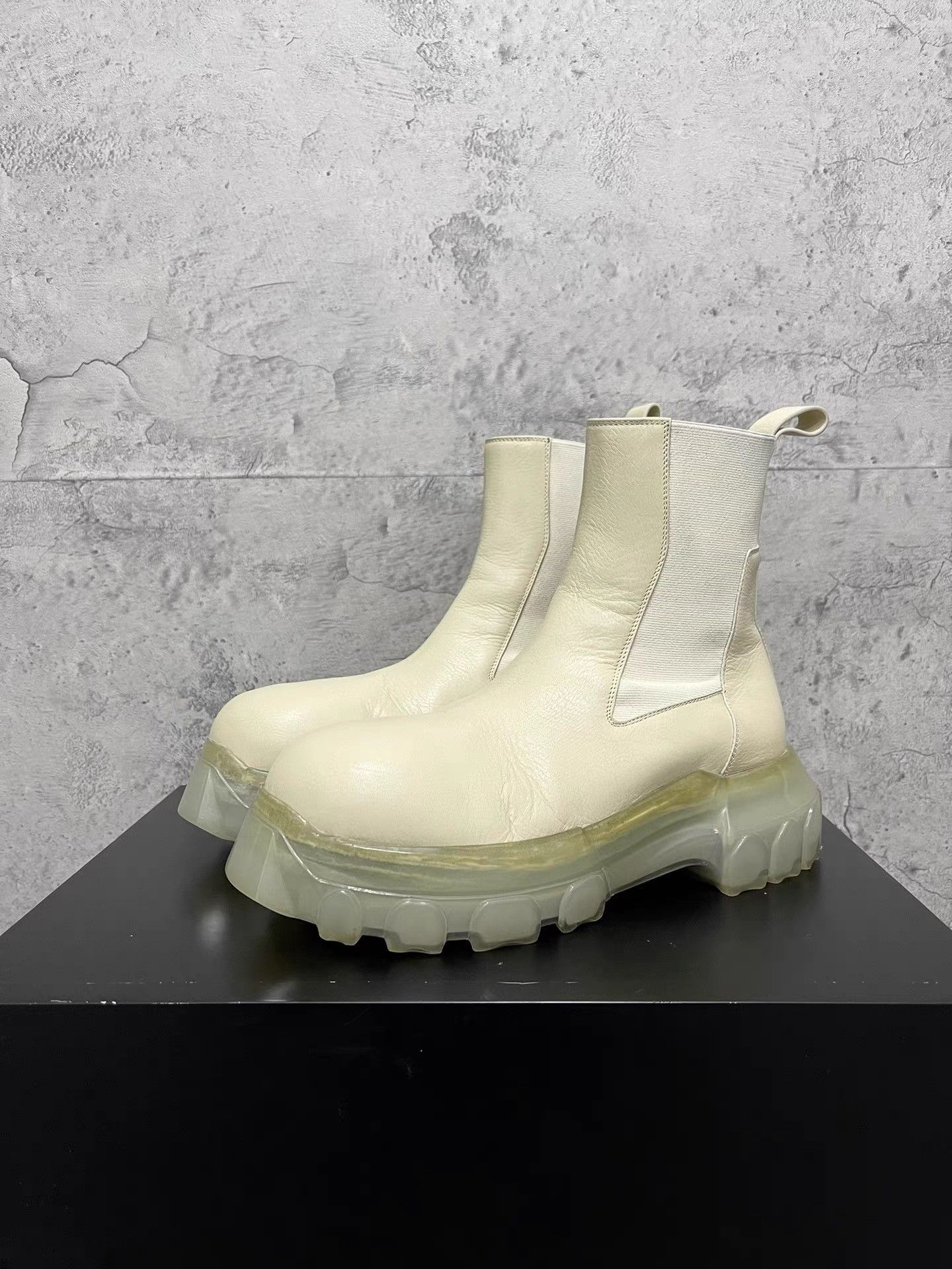 Rick Owens Rick Owens Tractor Sole Chelsea Boots K34 Size US 6 / EU 39 - 3 Thumbnail