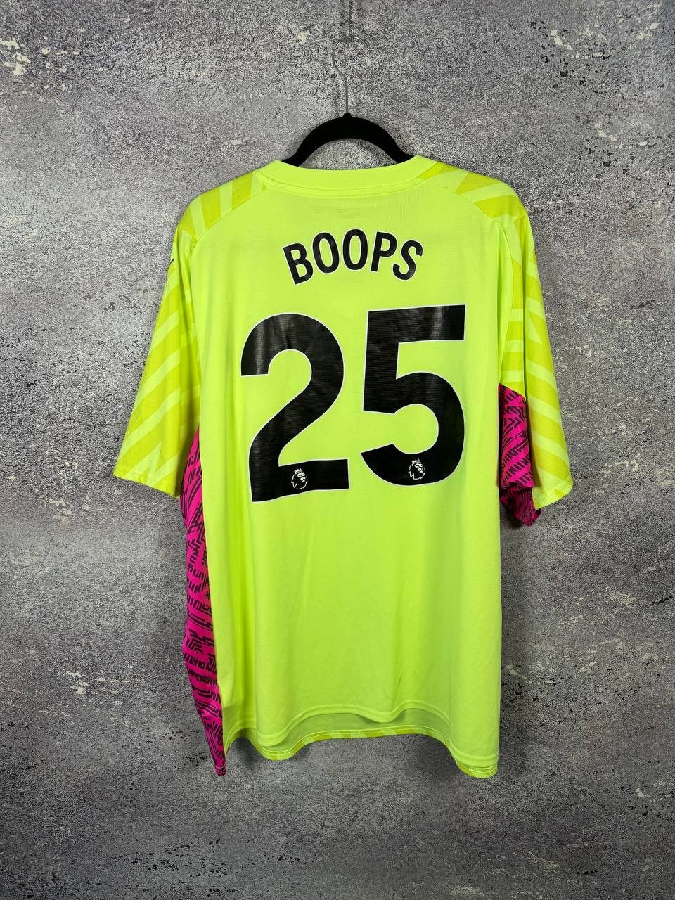 Puma × Vintage Manchester City 2023/24 GK Third Puma Soccer Jersey Size US XXL / EU 58 / 5 - 13 Thumbnail
