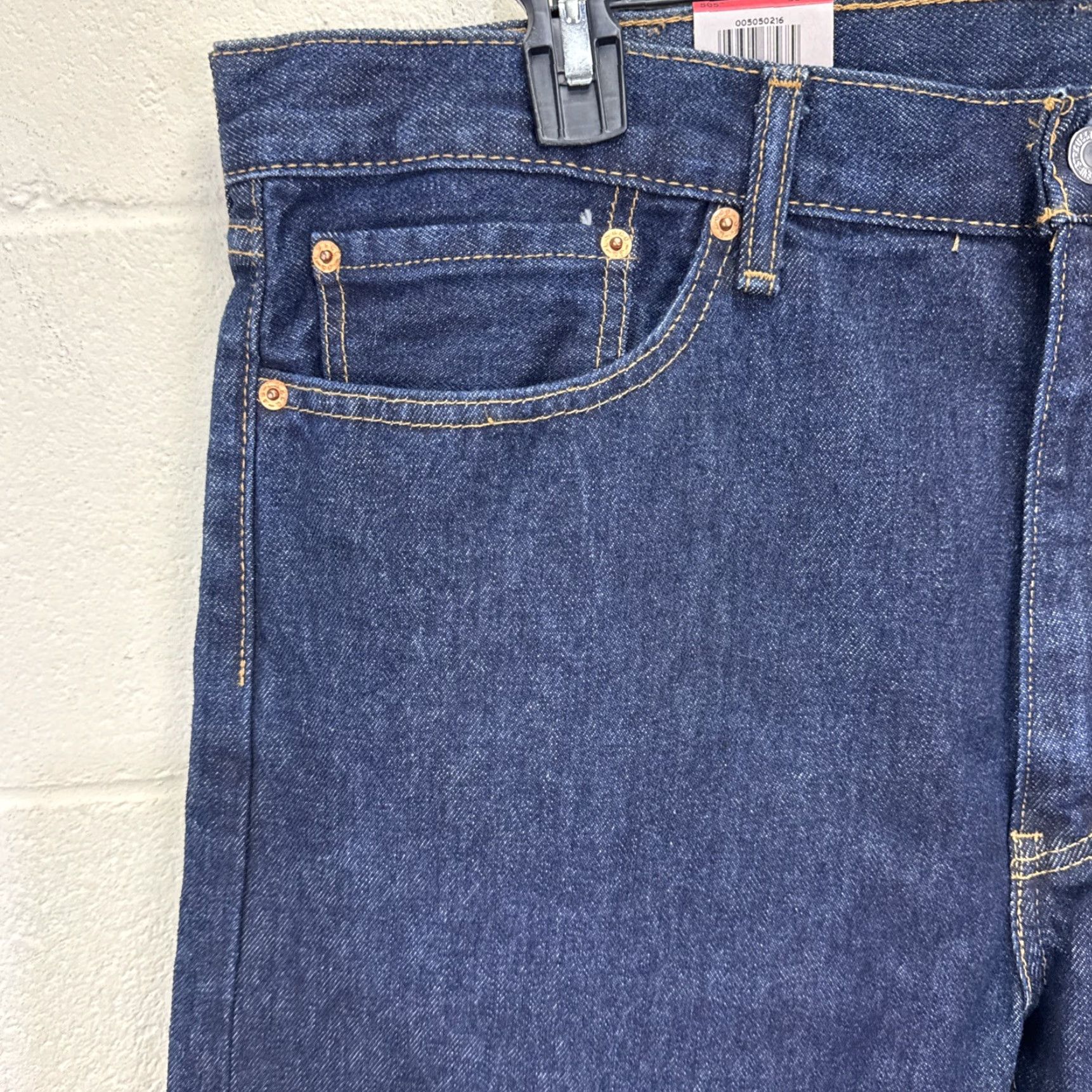Levi's VINTAGE Levi's 505 Jeans Mens 38x30 Dark Wash Straight Fit Mid-Rise Cotton Denim 80s 90s Retro Casual Size US 38 / EU 54 - 2 Thumbnail