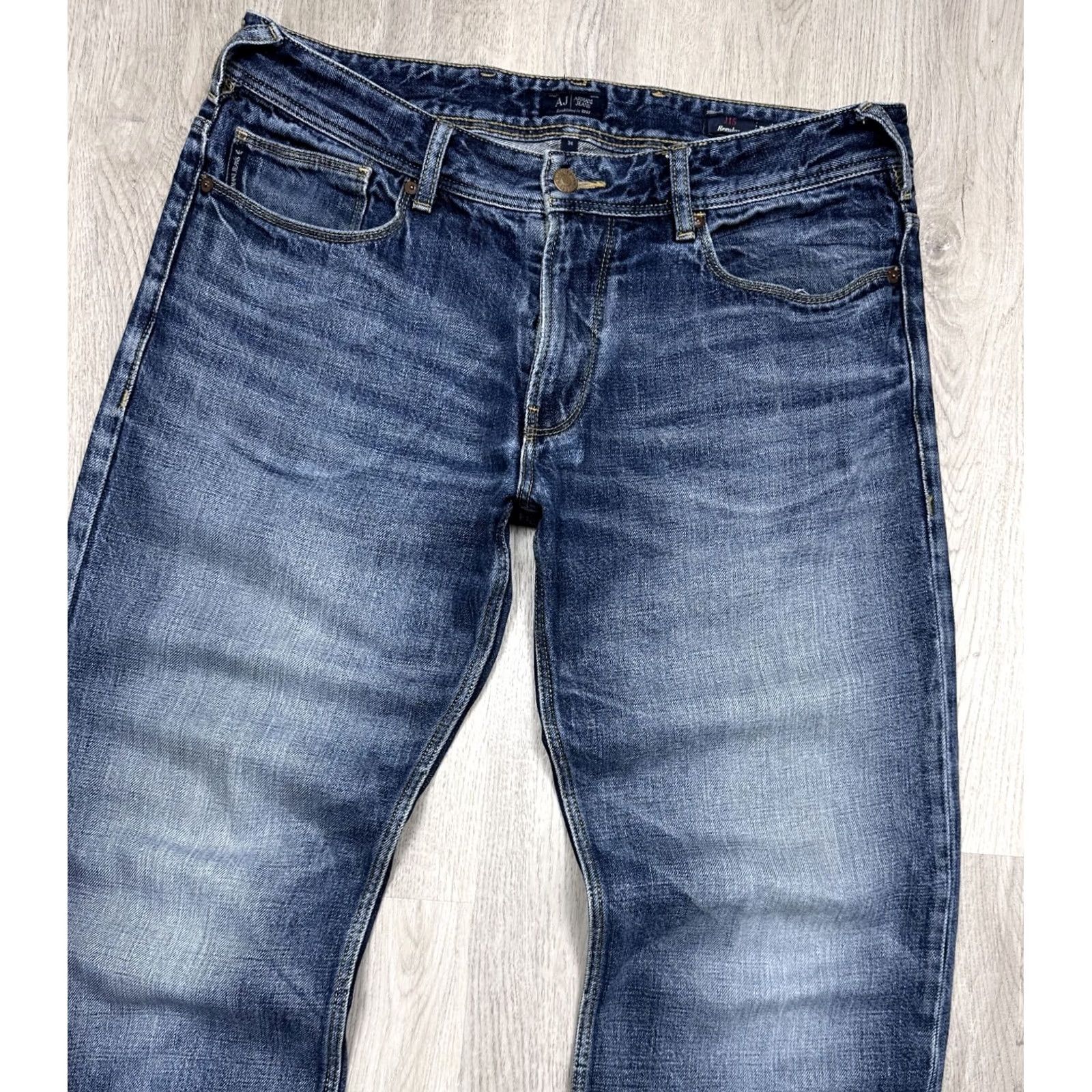 Vintage Armani Jeans Jeans Mens Denim Size 34 Blue Regular Straight 34 in Inseam 34 cm 84 cm 46 cm 22 cm Pants Pants Mens Denim Vintage No 34 Miscellaneous Size US 34 / EU 50 - 5 Thumbnail
