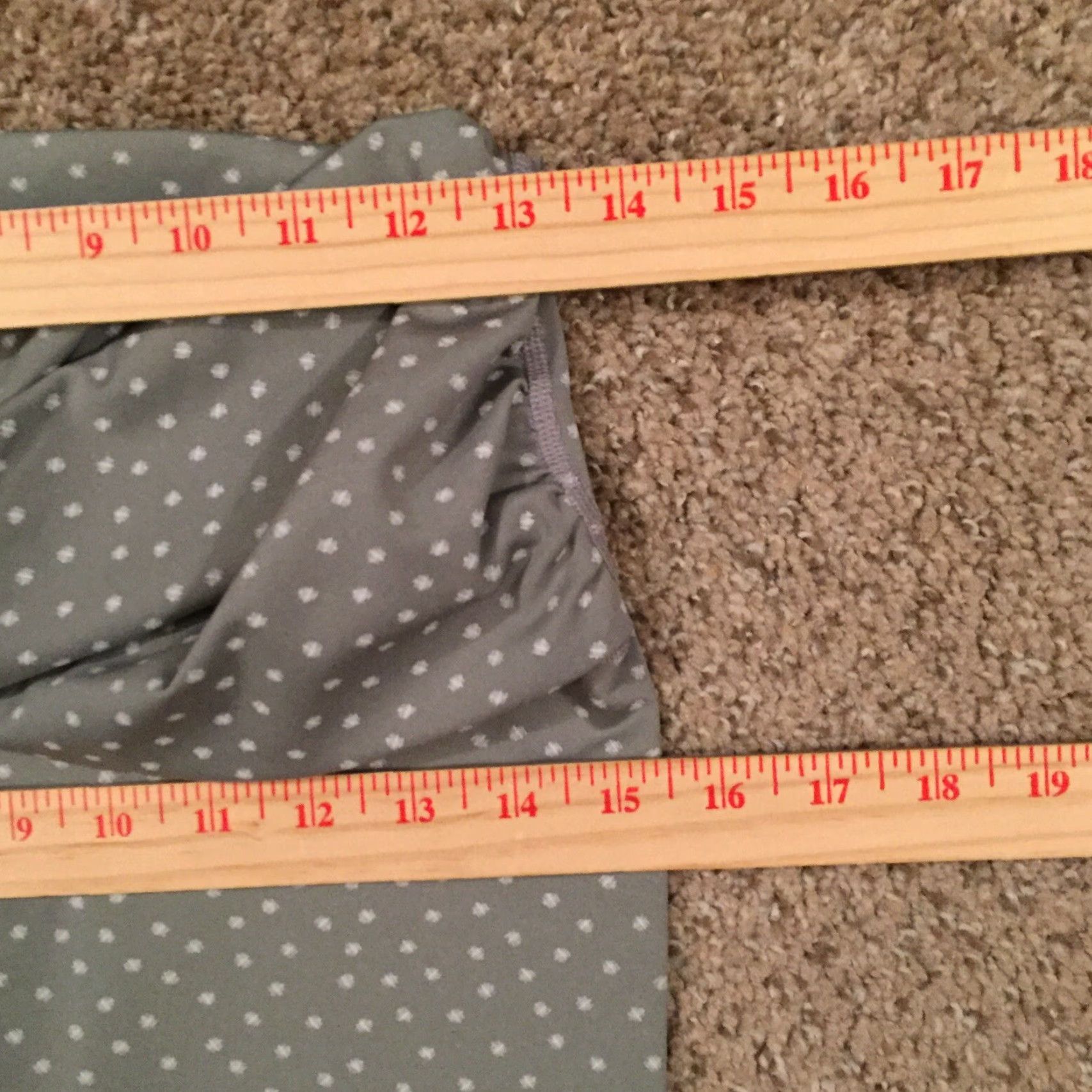 Nike Nike Leggings Women L Gray Polka Dot Dri Fit Ankle 24in Inseam Regular Rise Mid 8.5-10.5in Size 36" / US 14 / IT 50 - 3 Thumbnail